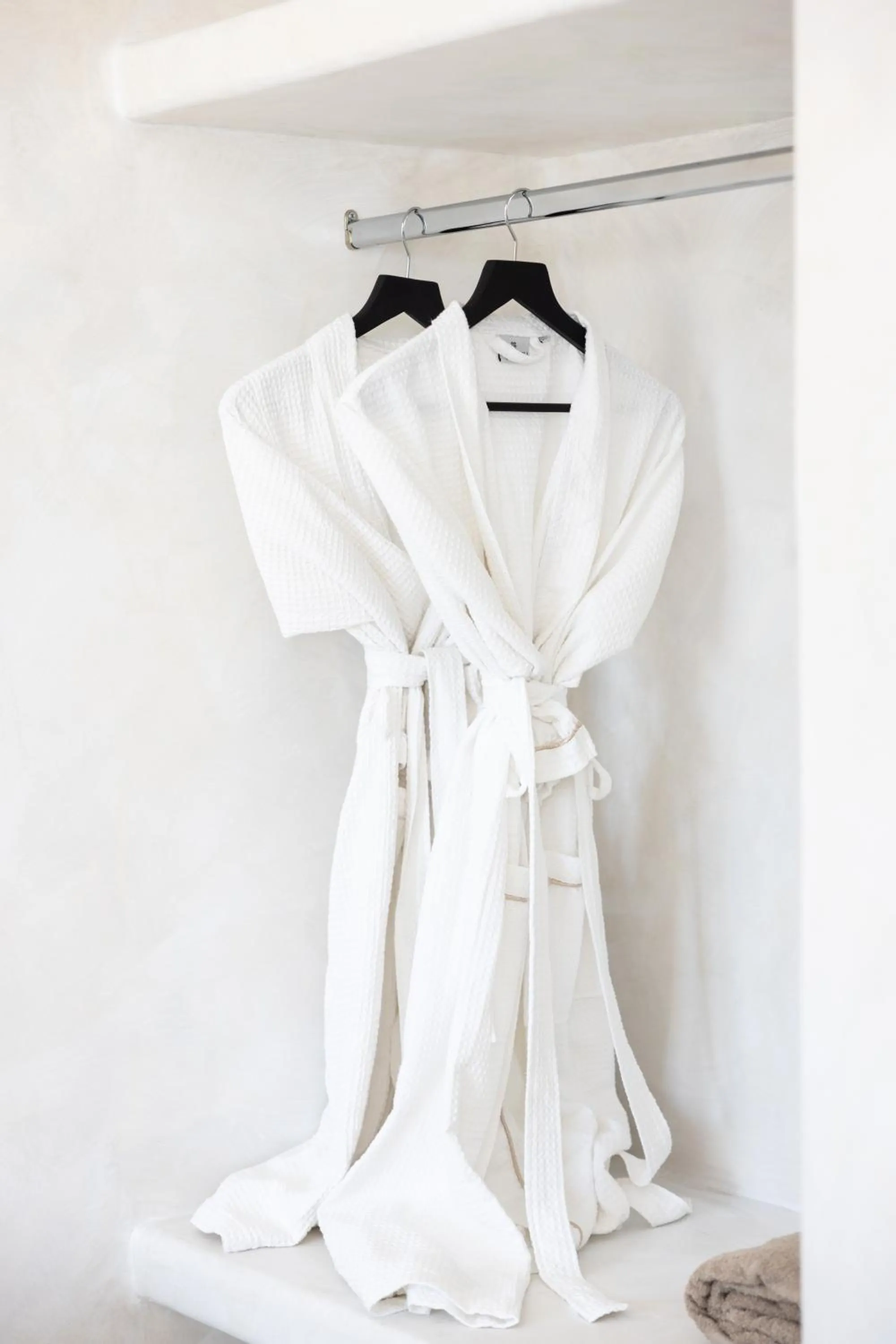 Area and facilities in Danae Suites Santorini