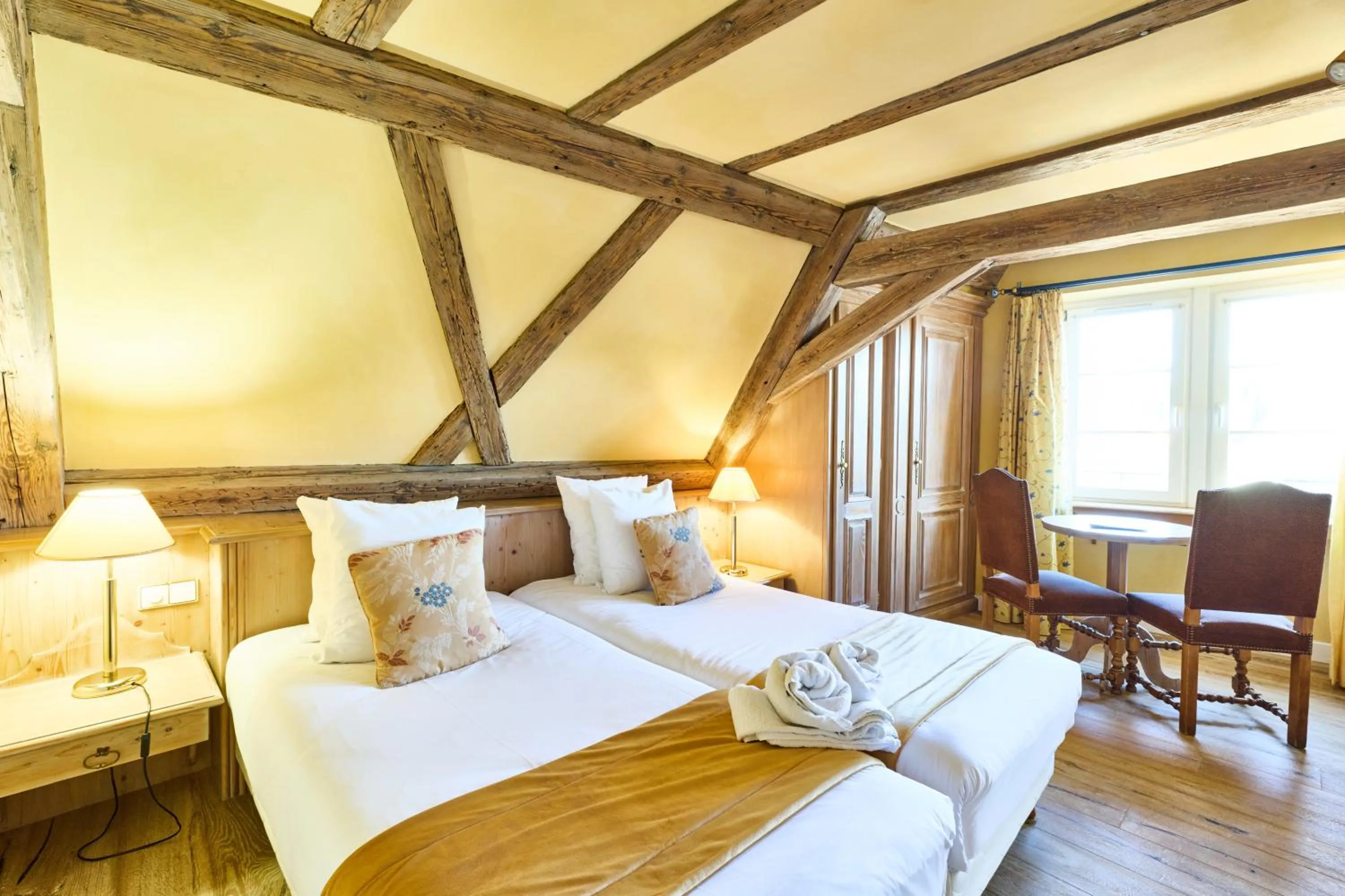 Bed in Hotel Saint-Martin