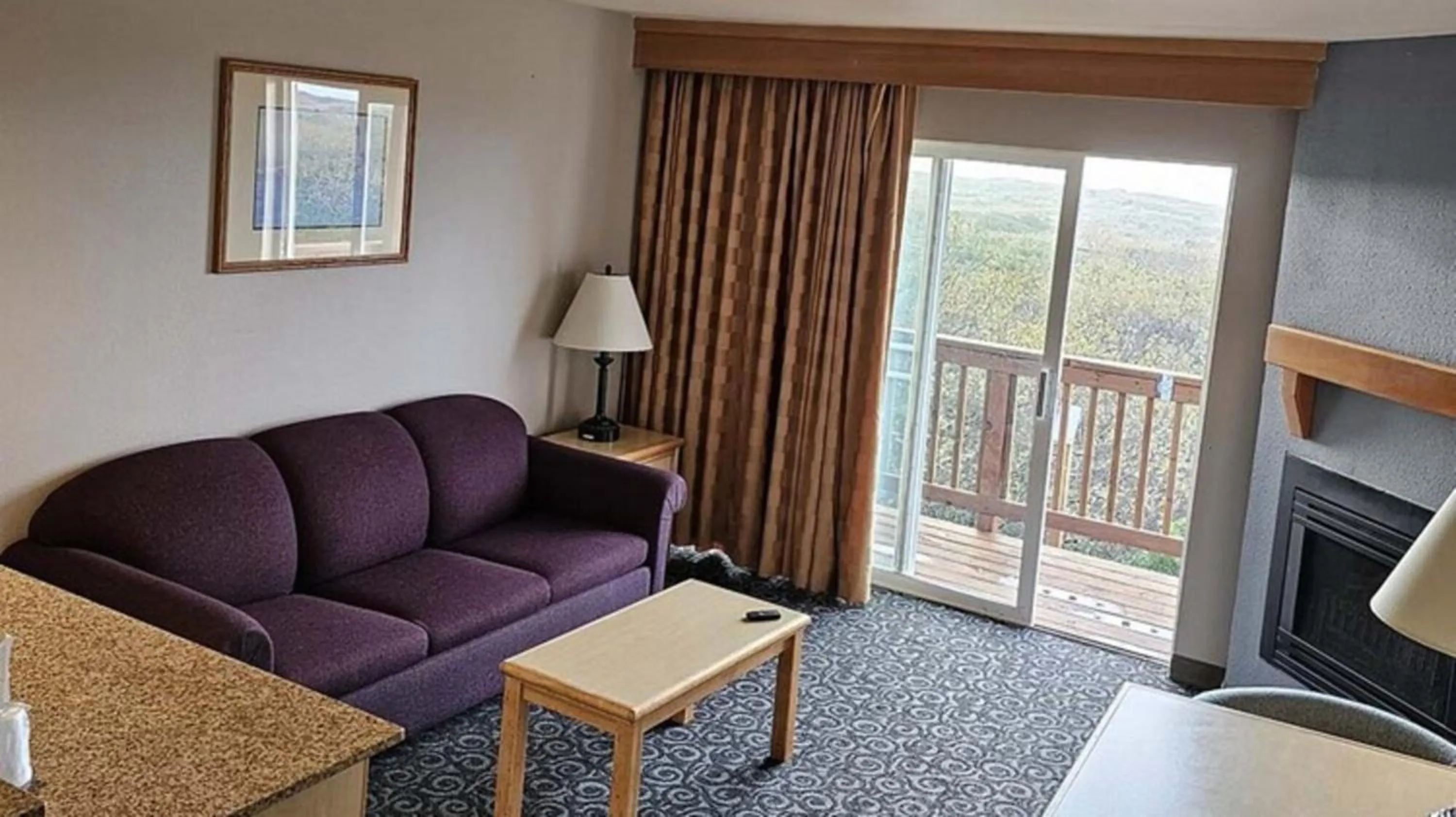 Living room in Lighthouse Suites Inn