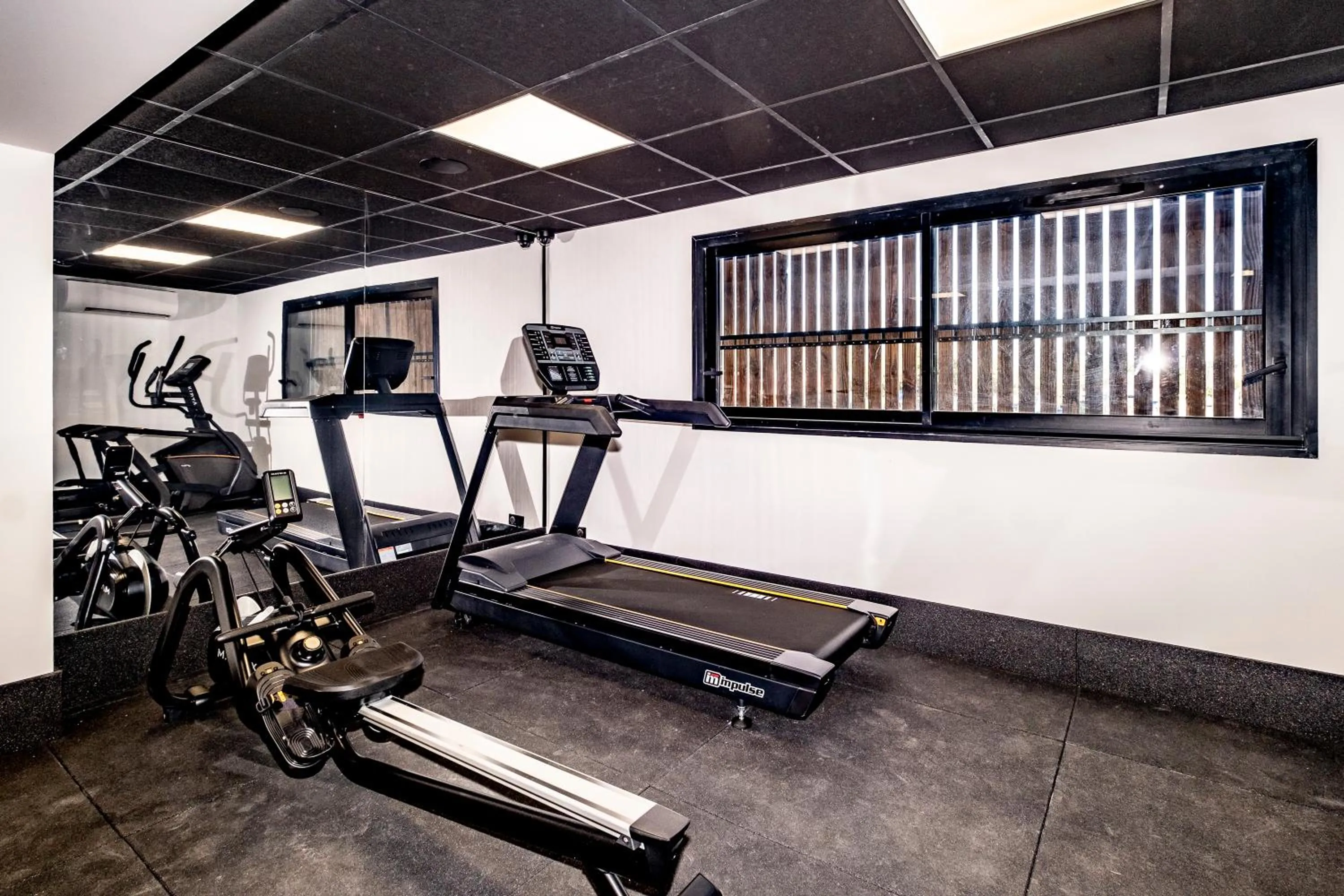 Fitness centre/facilities in Hôtel Le Relais des Brasseurs - Aubagne