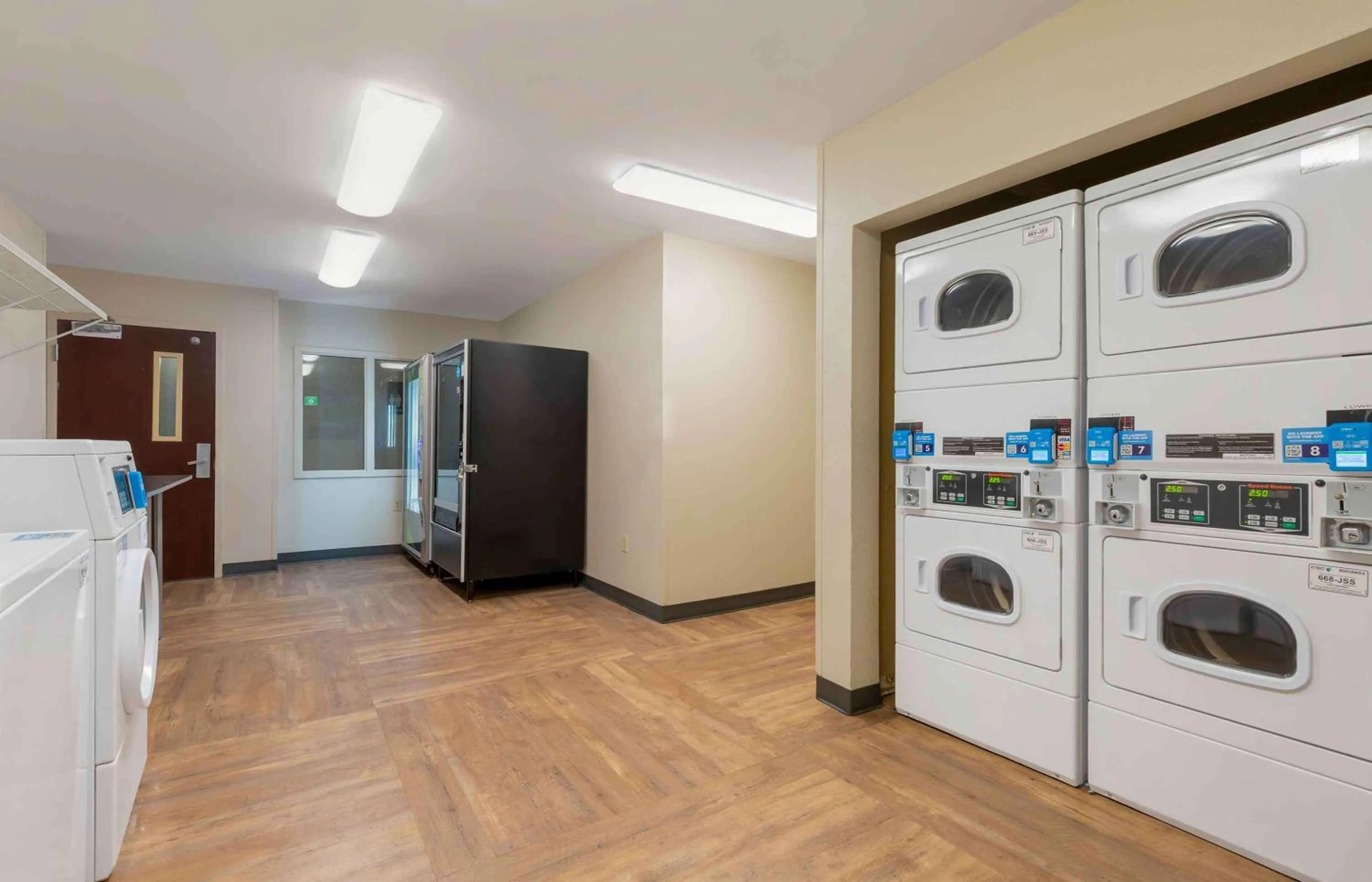 Property building in Extended Stay America Suites - Washington, DC - Centreville - Manassas