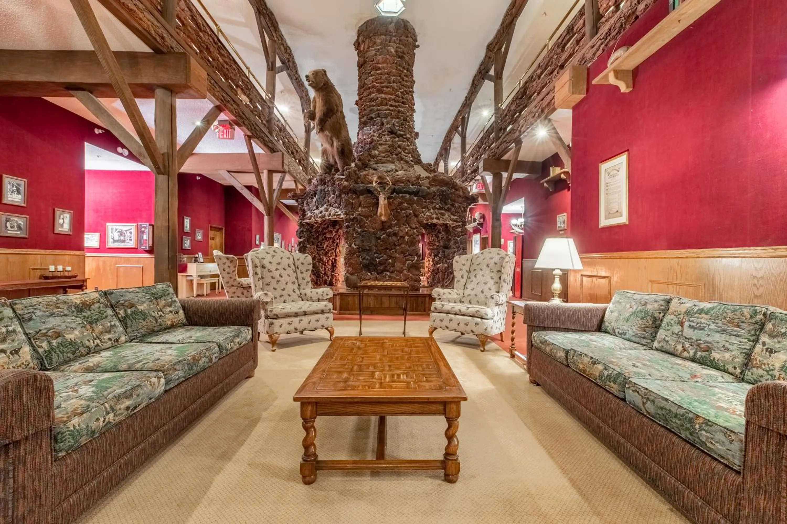 Lobby or reception in Heidelberg Inn & Resort