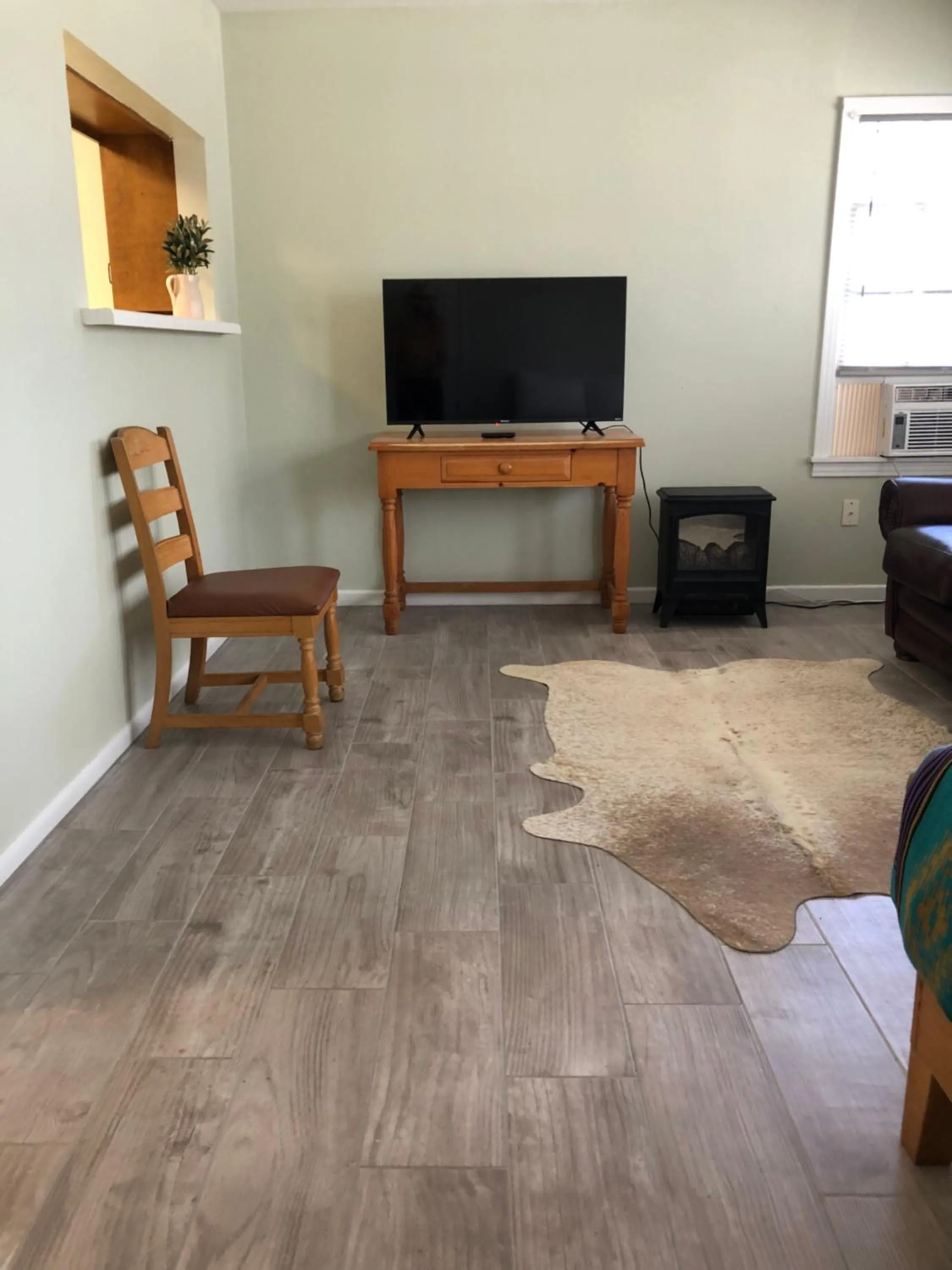 Sunset Inn and Suites