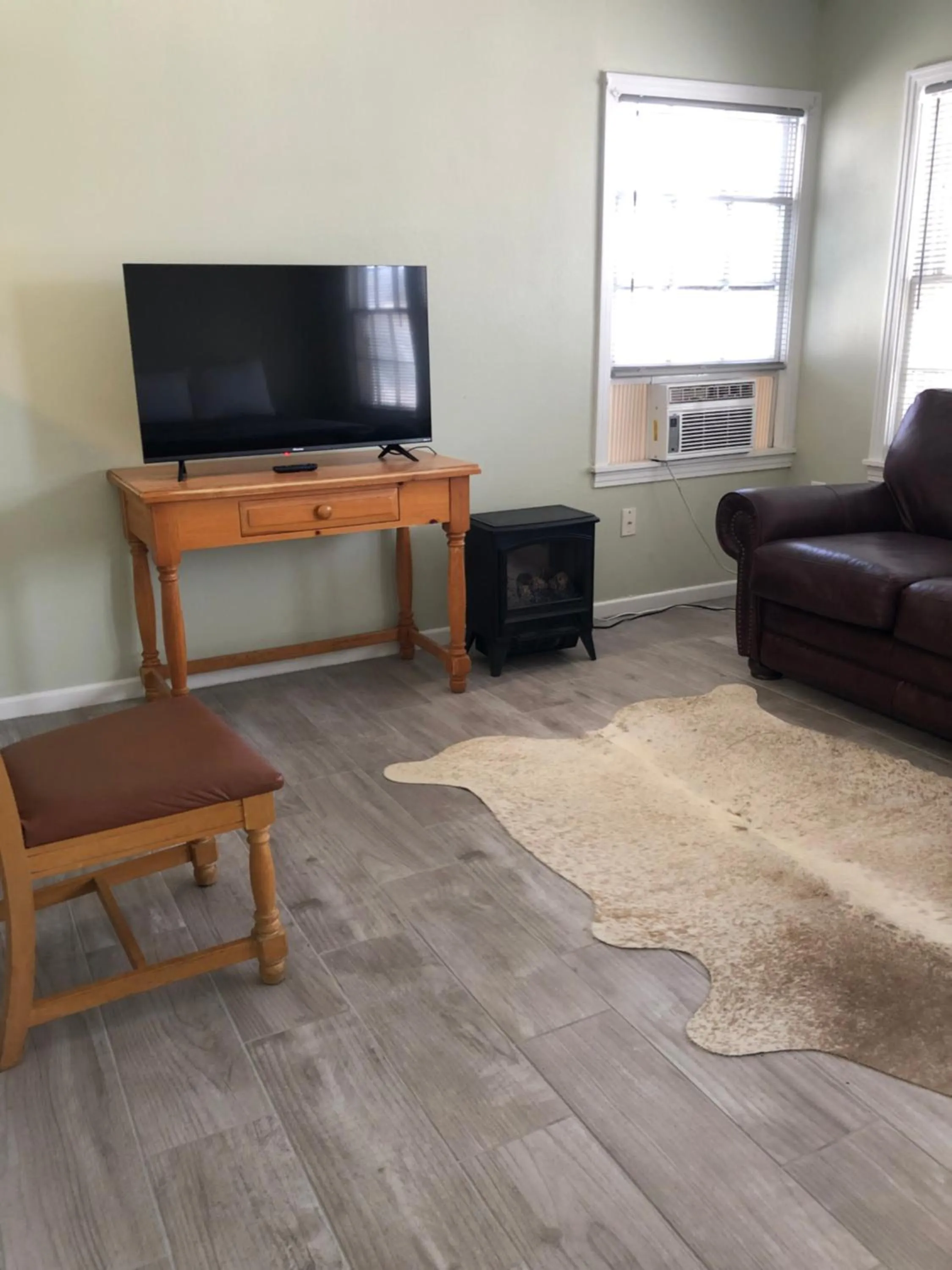 Sunset Inn and Suites