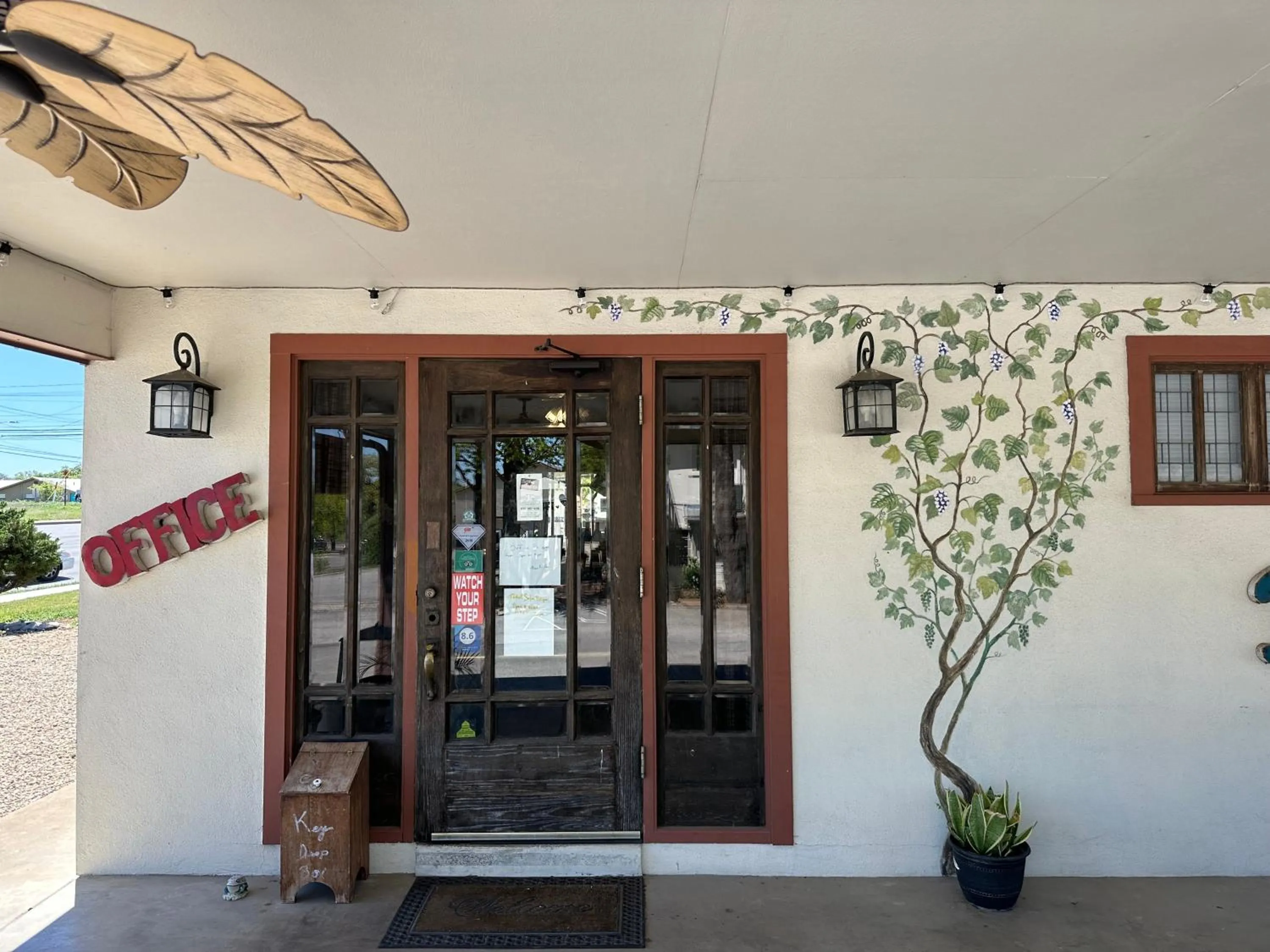 Sunset Inn and Suites