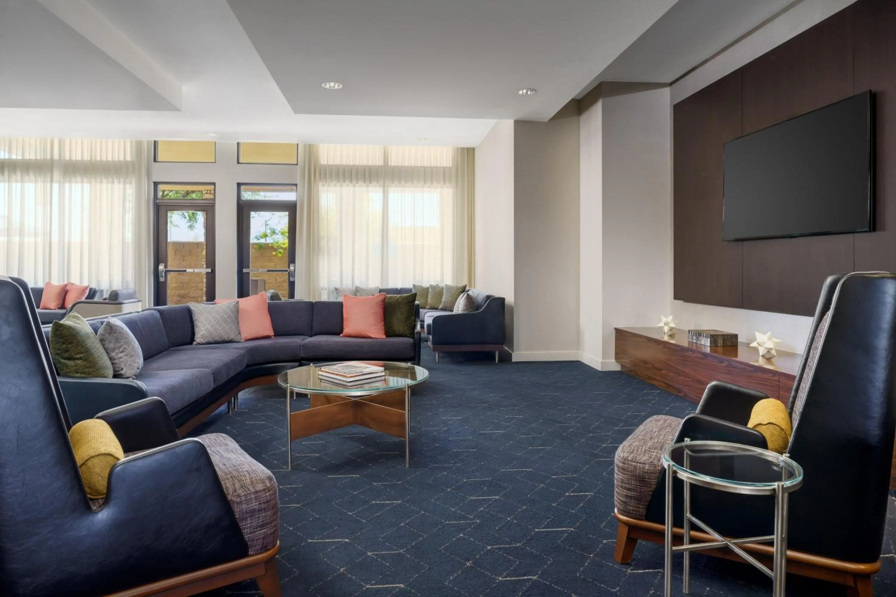 Lobby or reception in Courtyard by Marriott Phoenix Mesa Gateway Airport