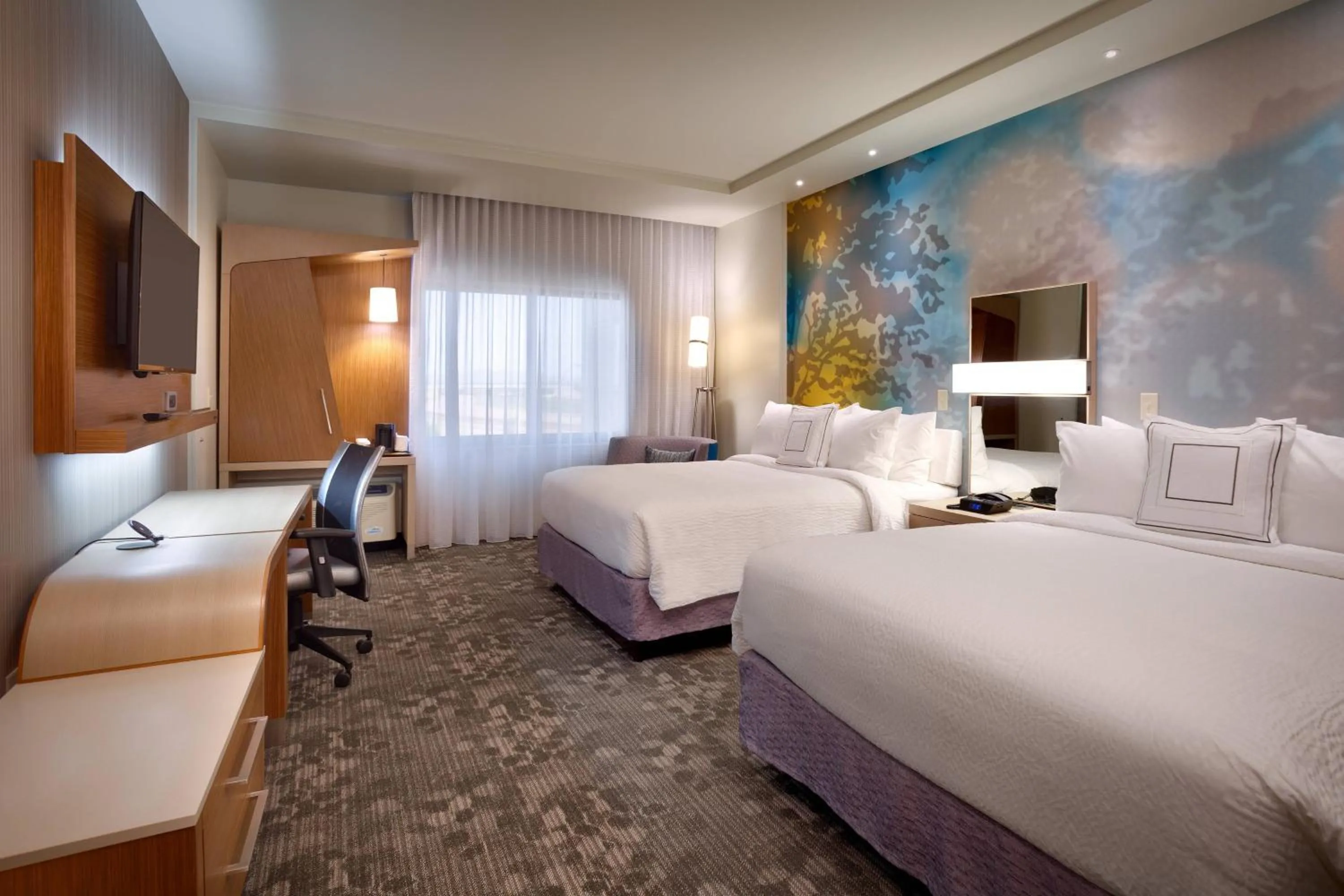 Photo of the whole room, Bed in Courtyard by Marriott Phoenix Mesa Gateway Airport