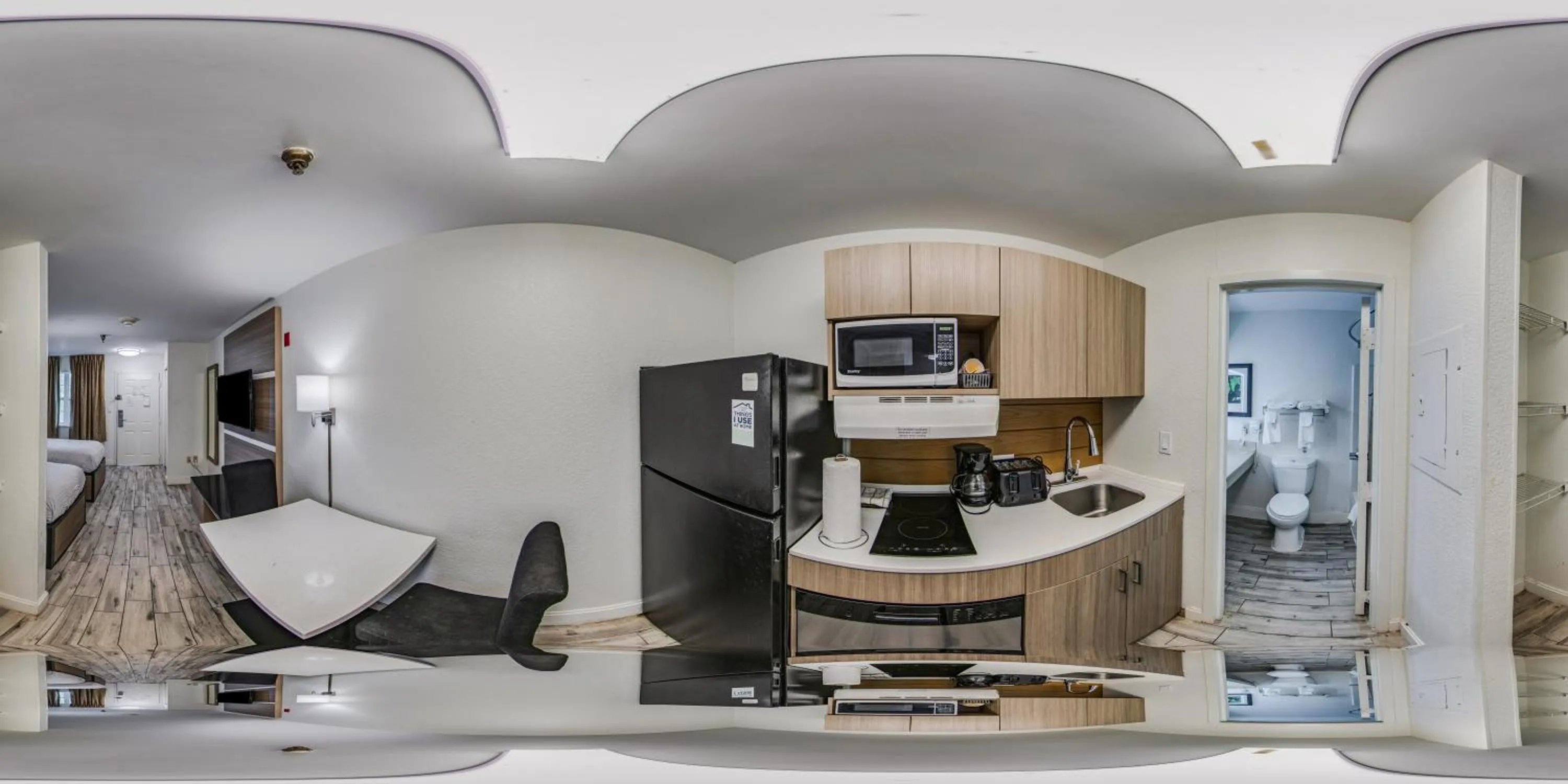 Kitchen or kitchenette in MainStay Suites Knoxville - Cedar Bluff