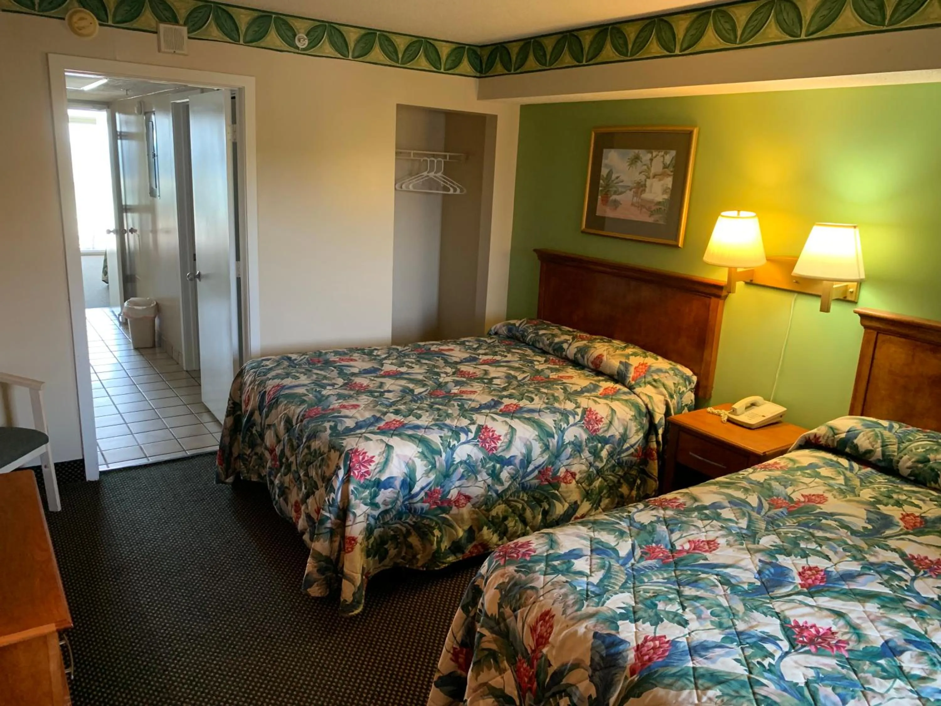 Photo of the whole room in Sea Dip Oceanfront