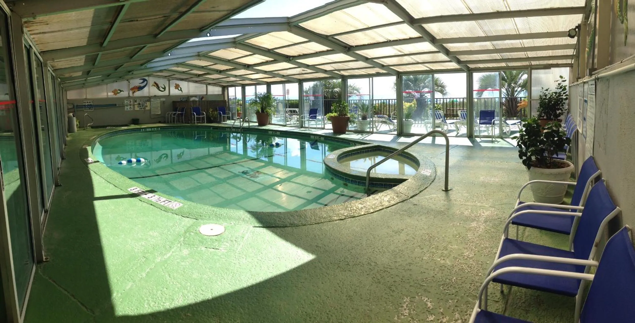 Hot Tub in Sea Dip Oceanfront