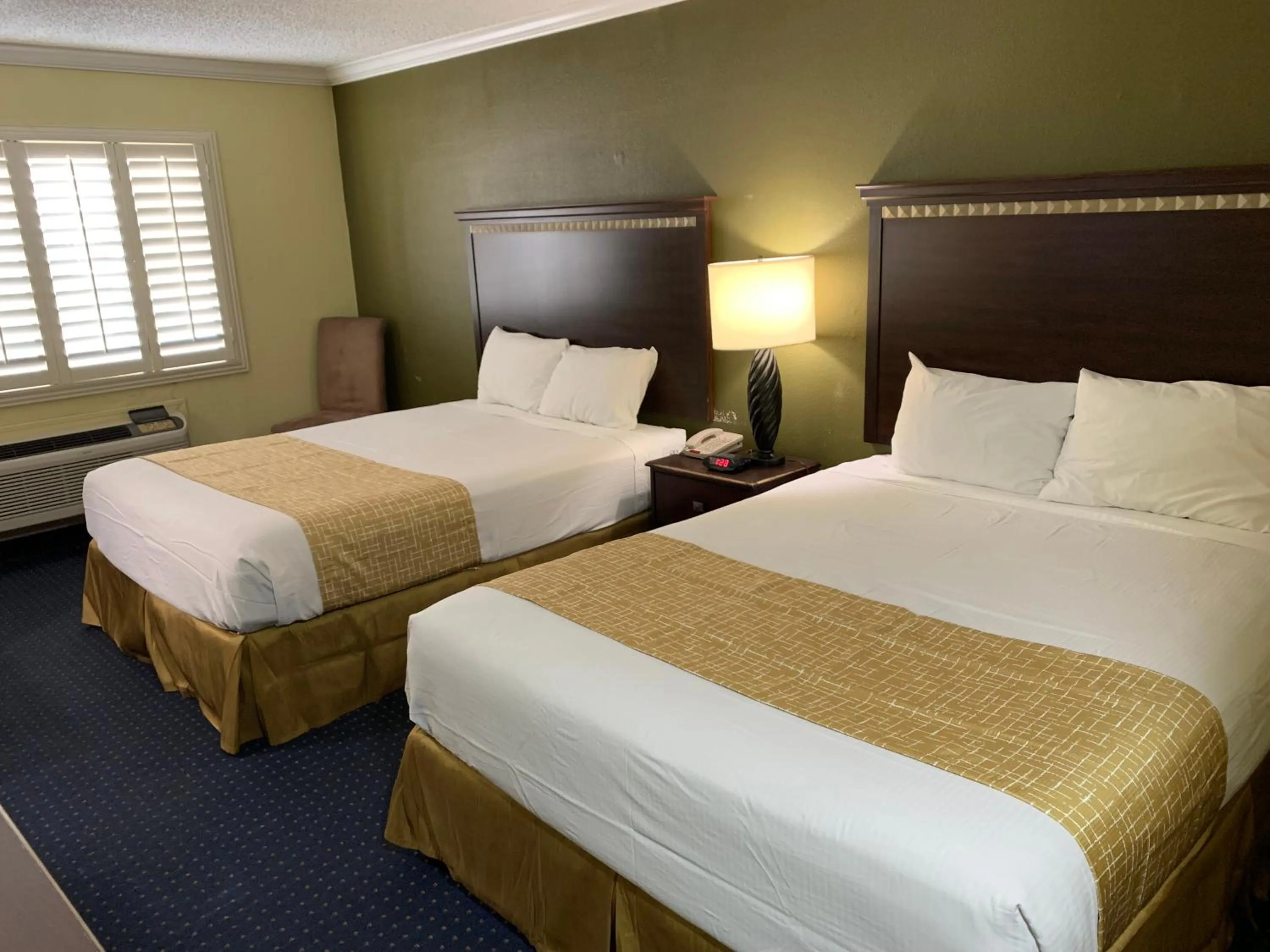 Photo of the whole room, Bed in Travelodge by Wyndham Odessa