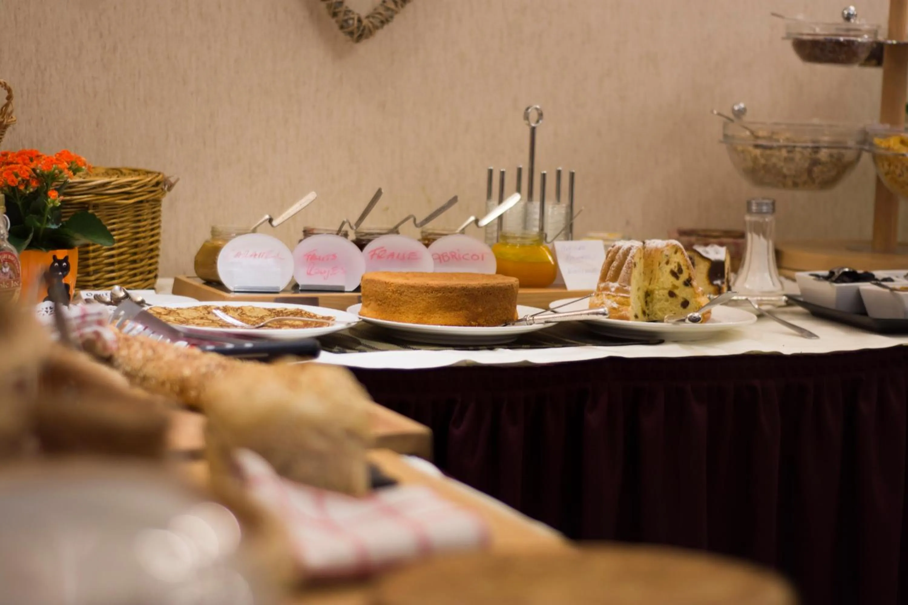 Buffet breakfast in Hostellerie Saint Florent