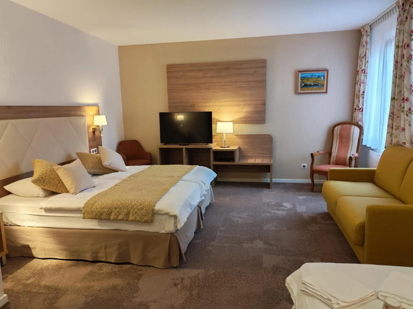 Bed in Hostellerie Saint Florent