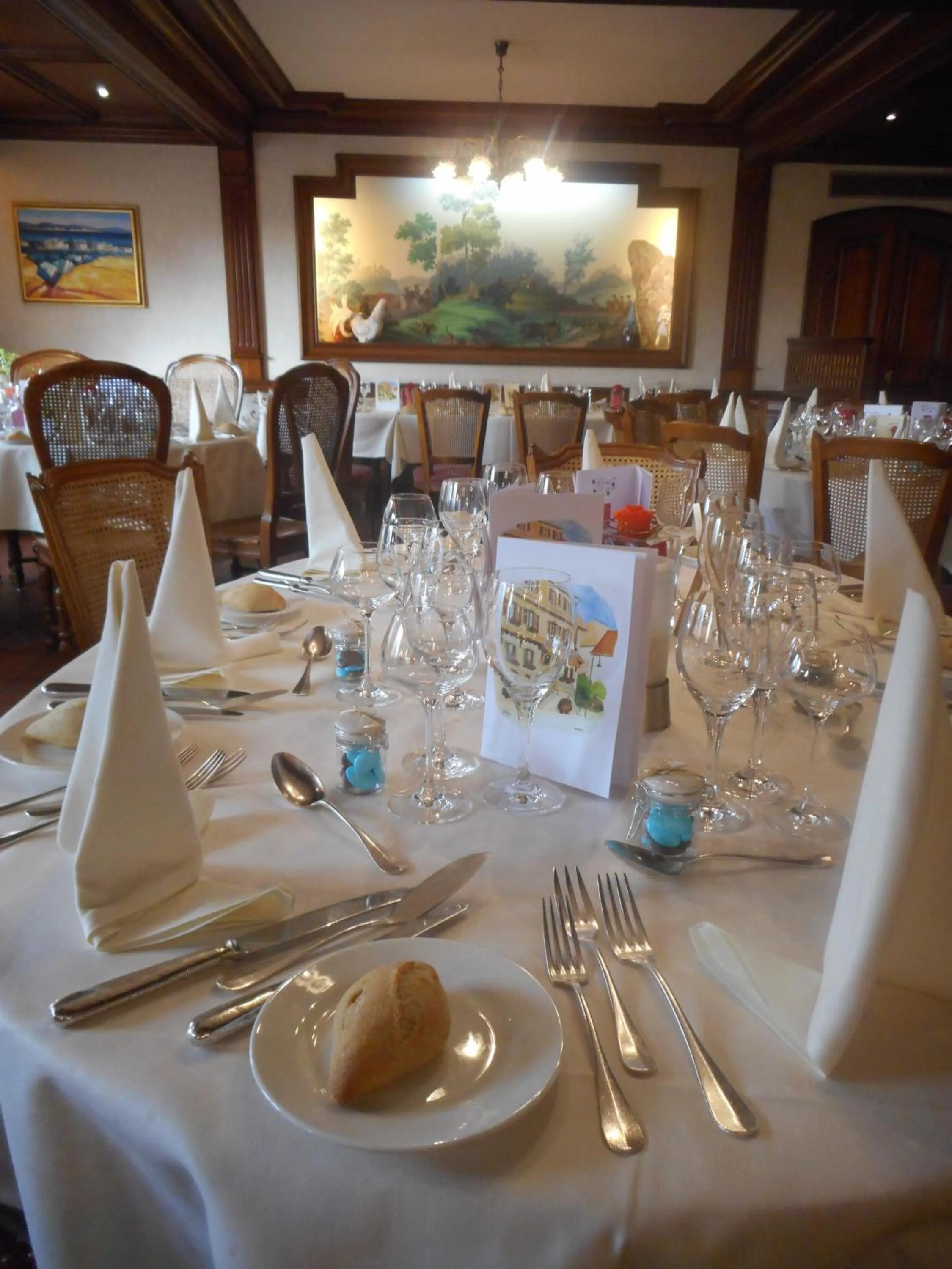 Dining area in Hostellerie Saint Florent