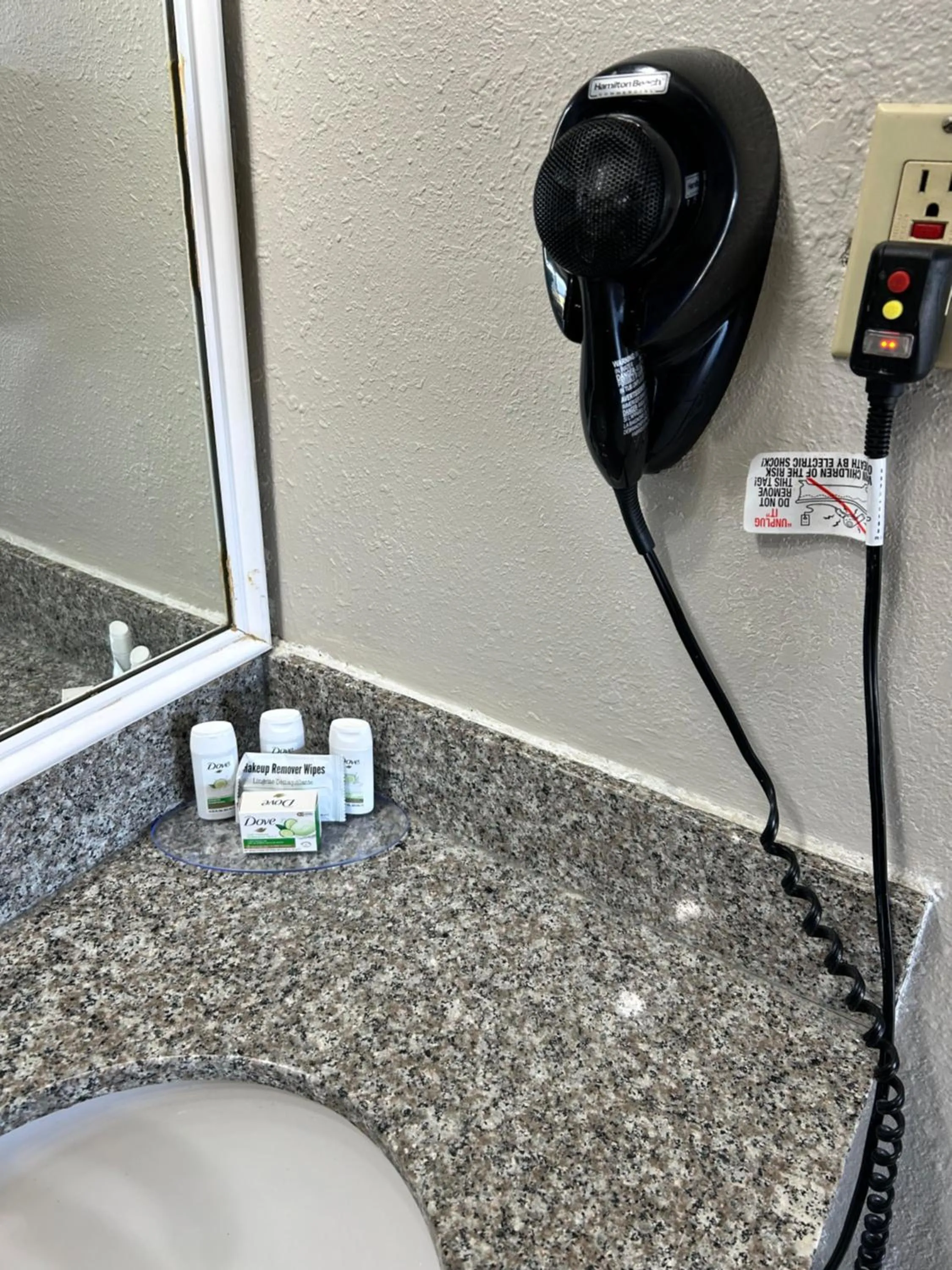 Bathroom in Super 8 by Wyndham Ocala I-75