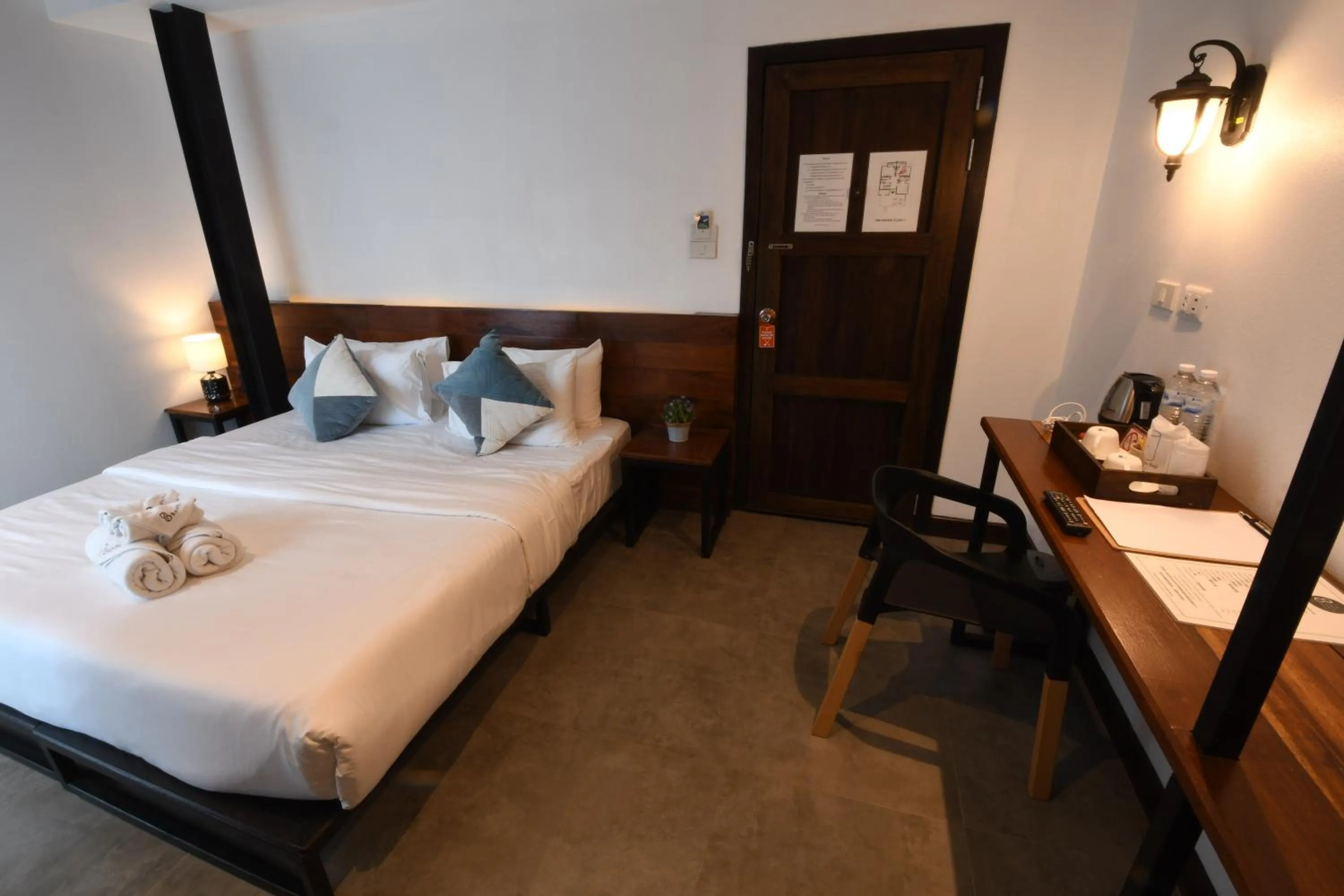 Photo of the whole room, Bed in The Eight Ratvithi House