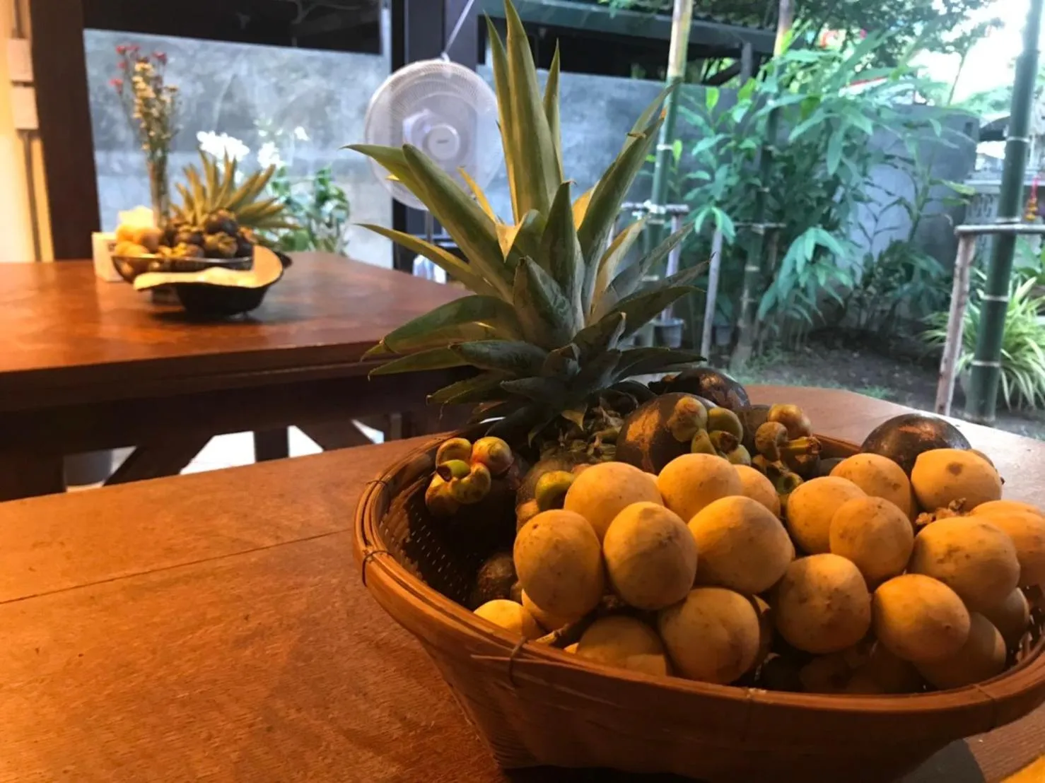 Food close-up in The Eight Ratvithi House