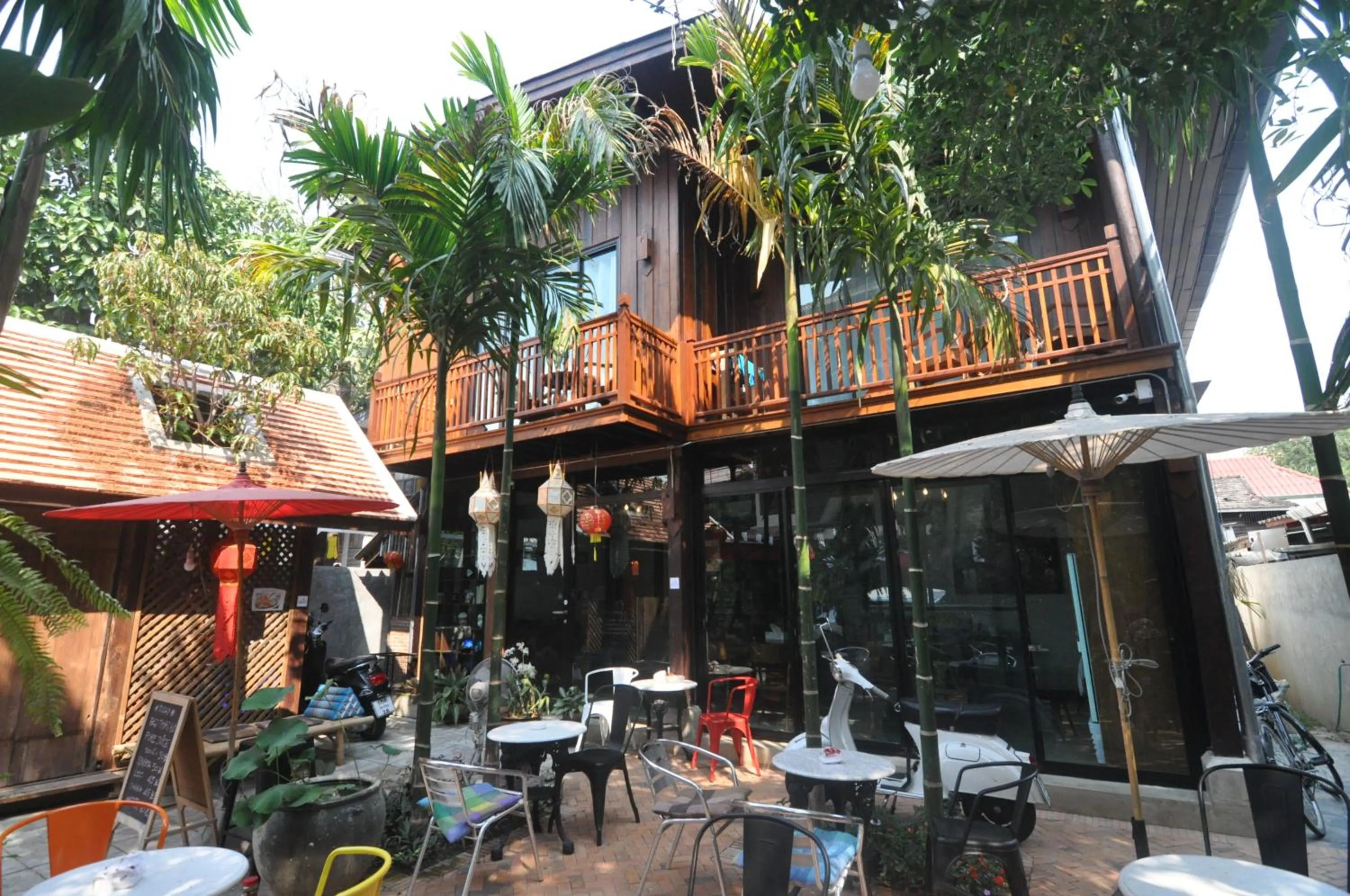 Garden in The Eight Ratvithi House