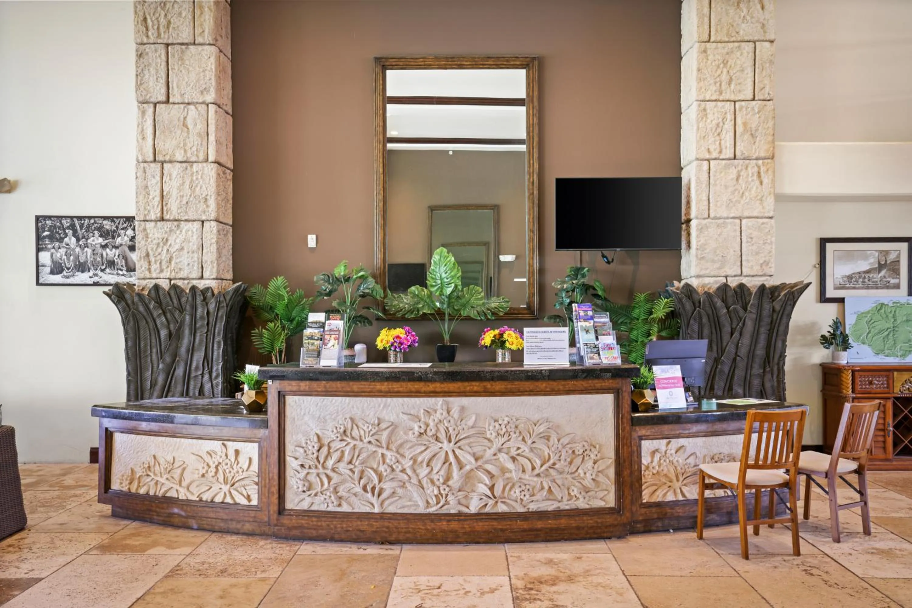 Lobby or reception in Waipouli Beach Resort and Spa Kauai by OUTRIGGER