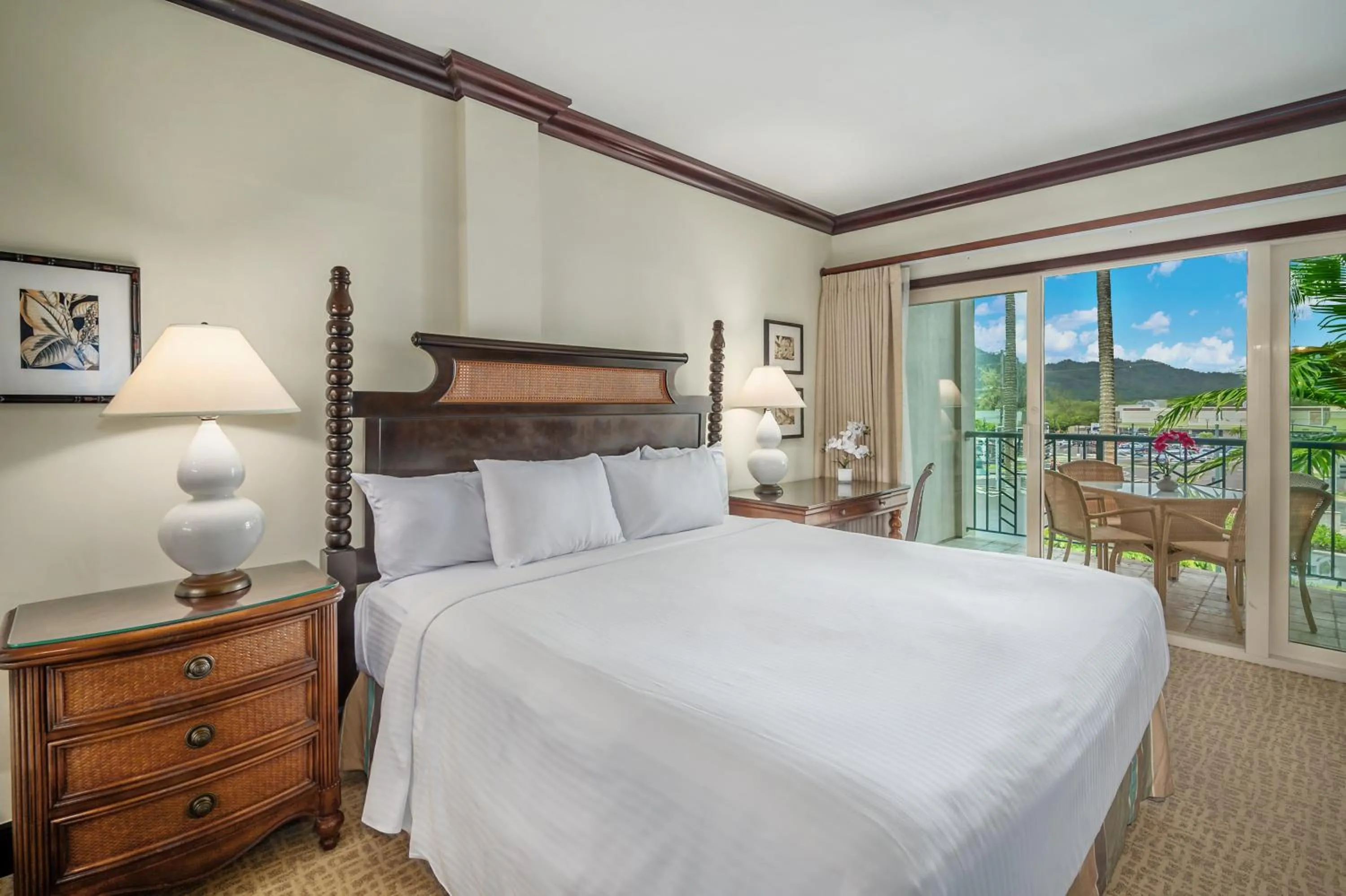 Bedroom, Bed in Waipouli Beach Resort and Spa Kauai by OUTRIGGER
