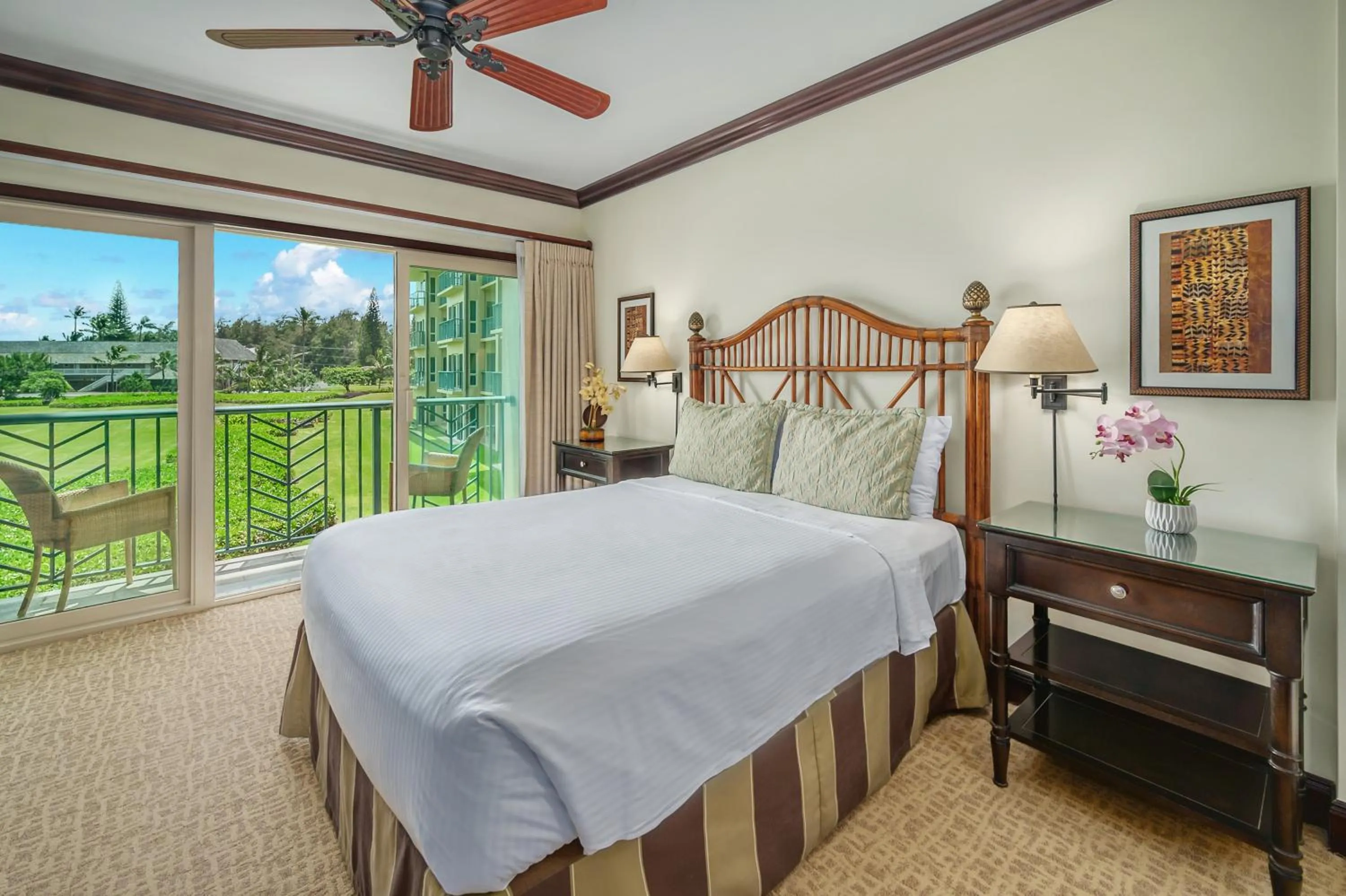 Bedroom, Bed in Waipouli Beach Resort and Spa Kauai by OUTRIGGER