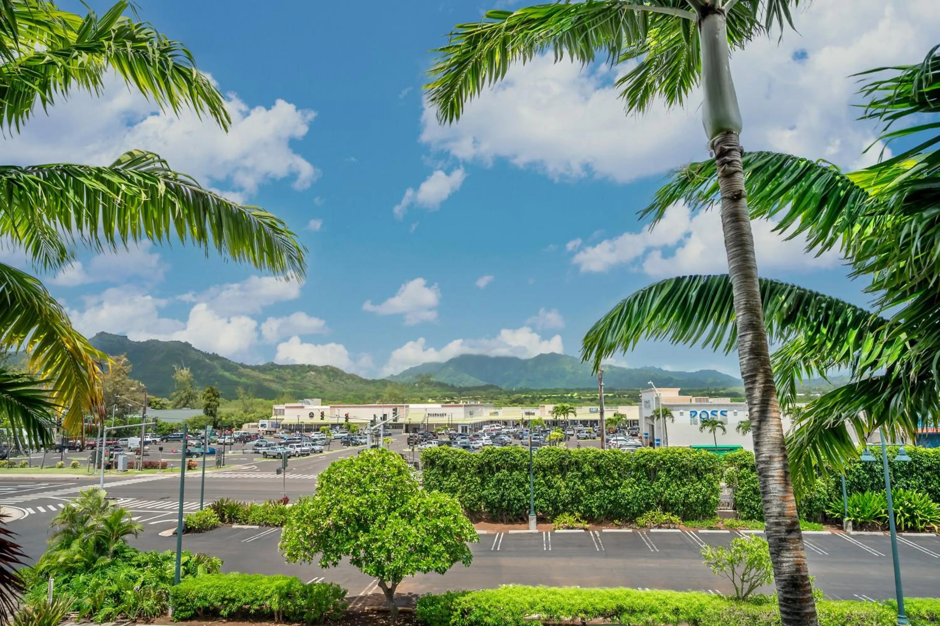 Mountain view in Waipouli Beach Resort and Spa Kauai by OUTRIGGER