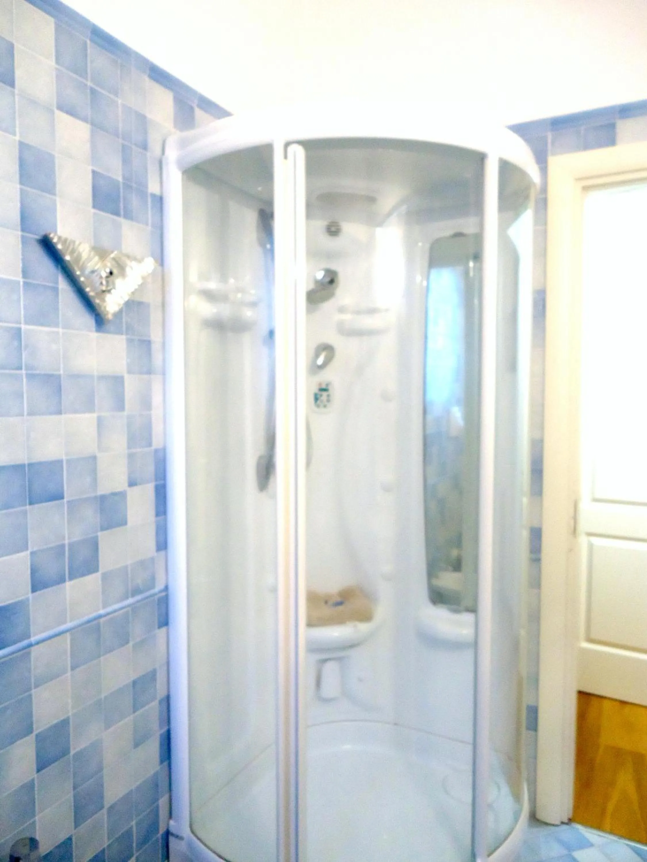 Shower in Sea Garden - Gallipoli