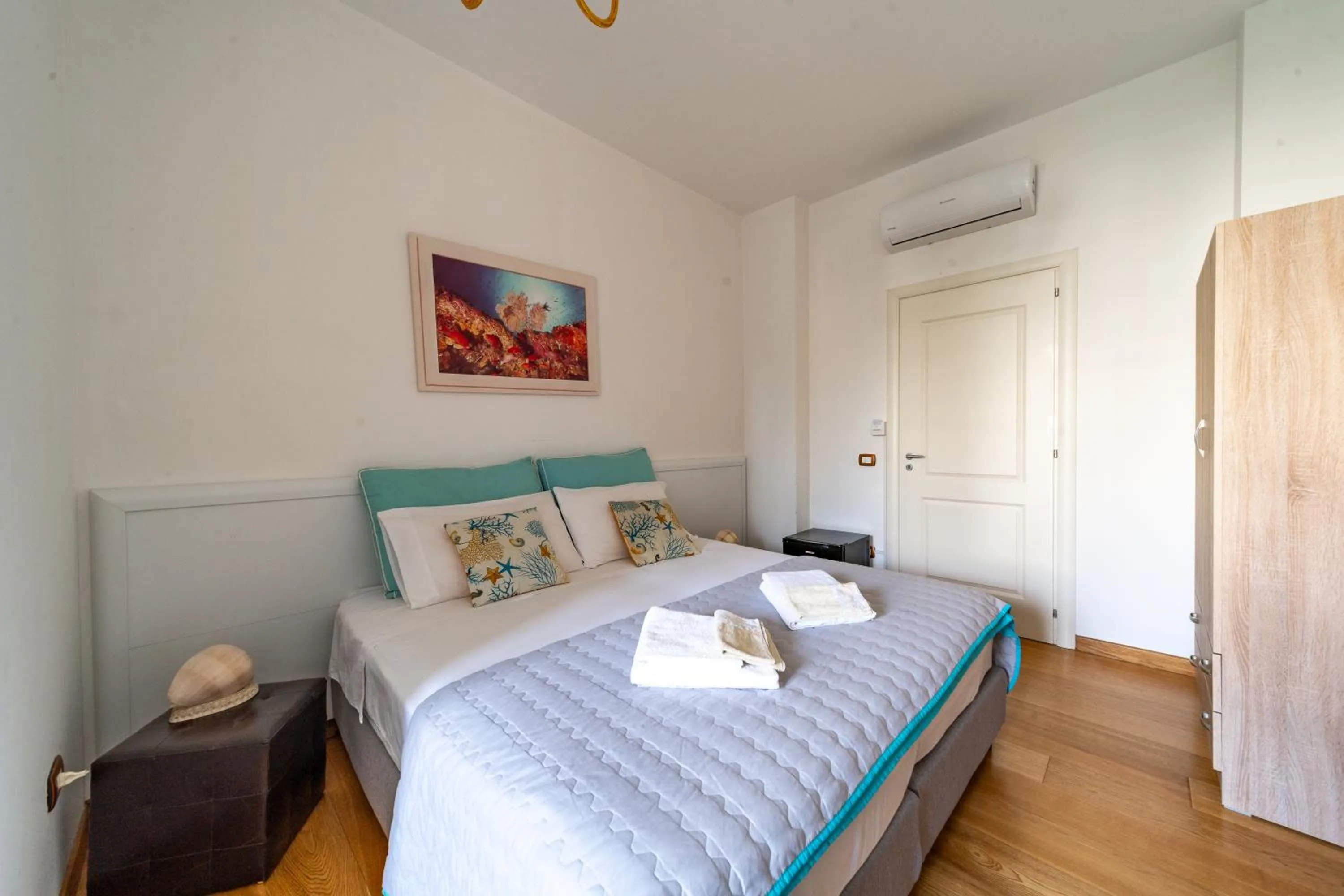 Bed in Sea Garden - Gallipoli