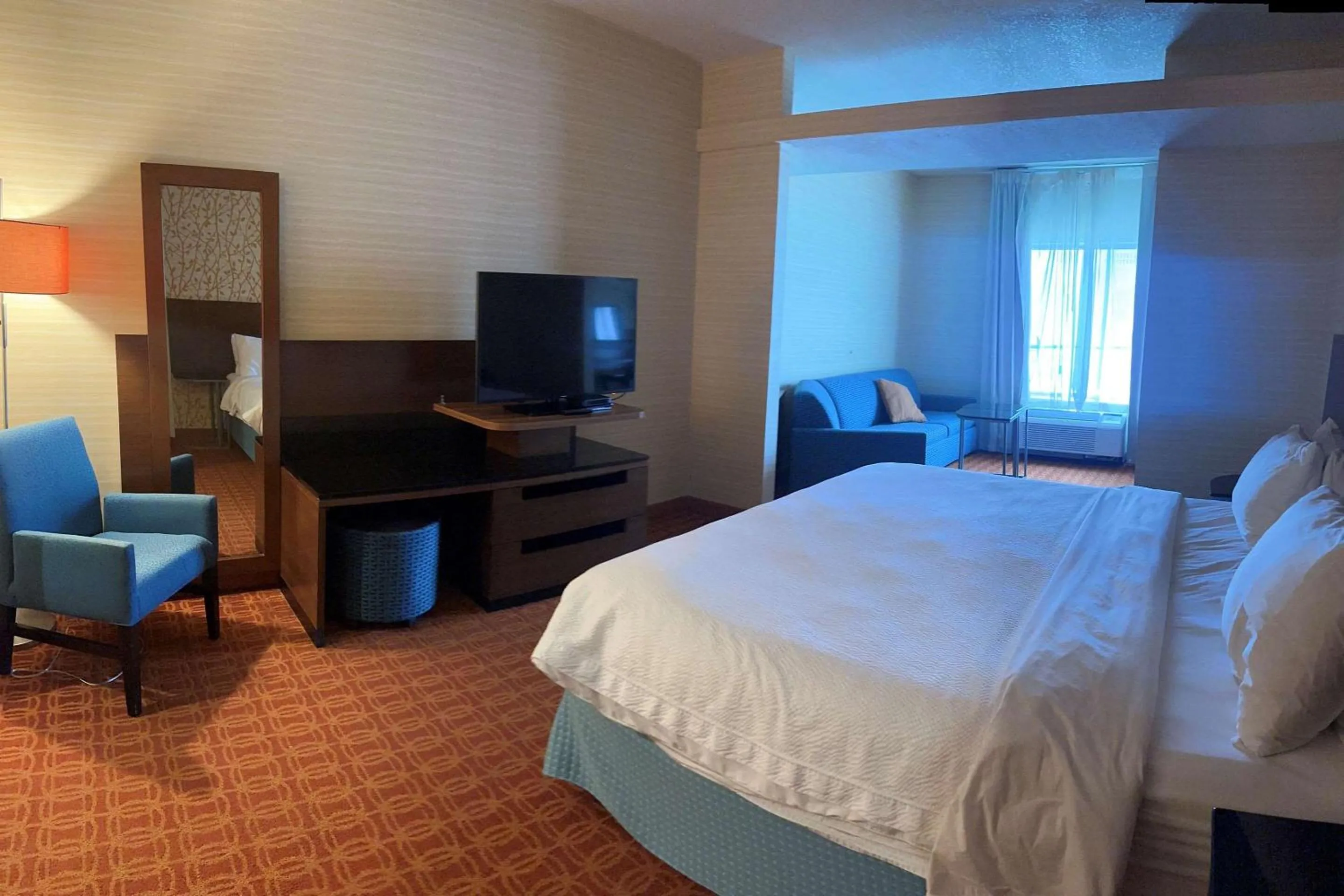 Bedroom, Bed in Peach Tree Inn and Suites