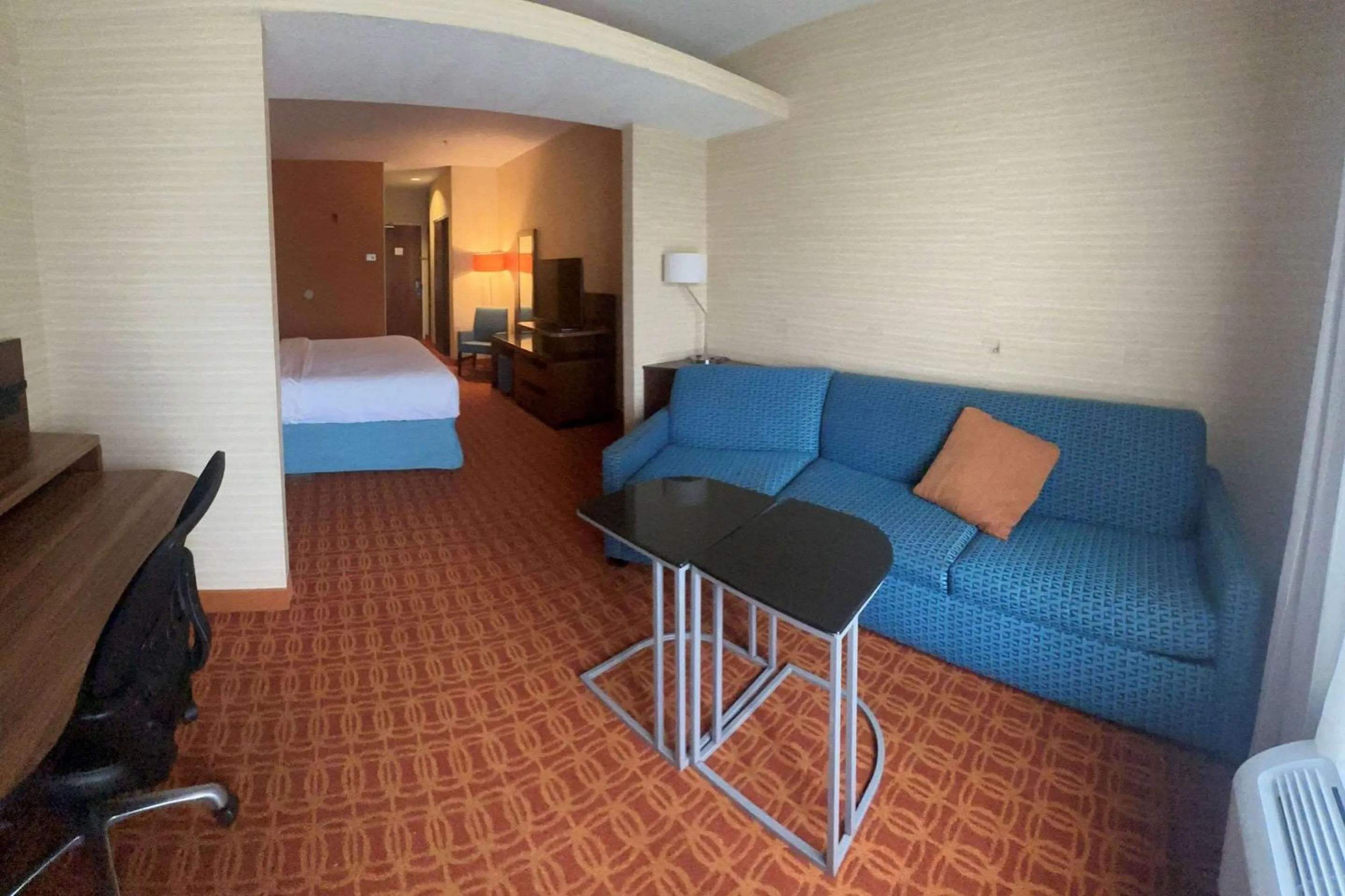 Bedroom, Bed in Peach Tree Inn and Suites