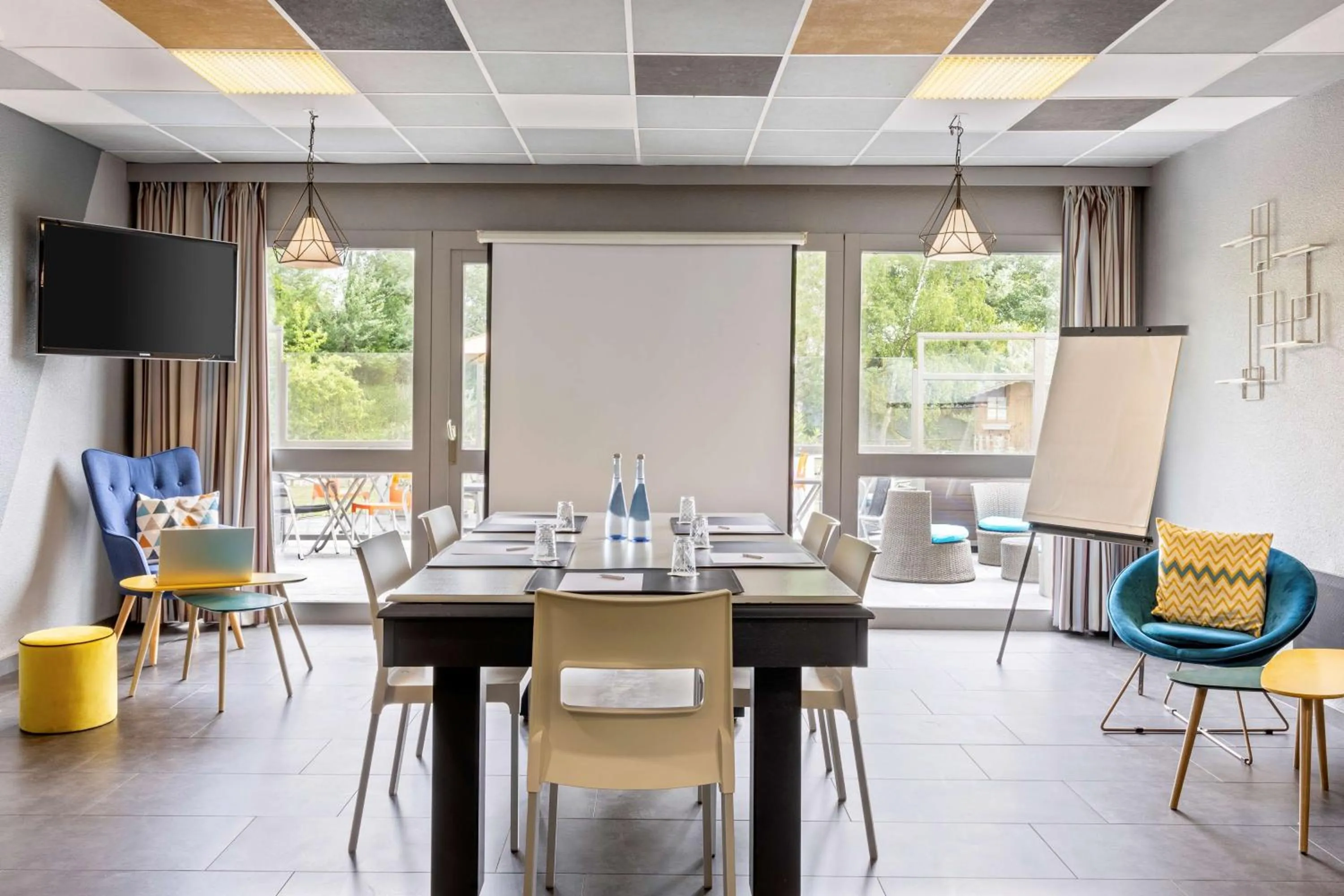 Meeting/conference room in Sure Hotel by Best Western Lille Tourcoing Ex Hotel Garden