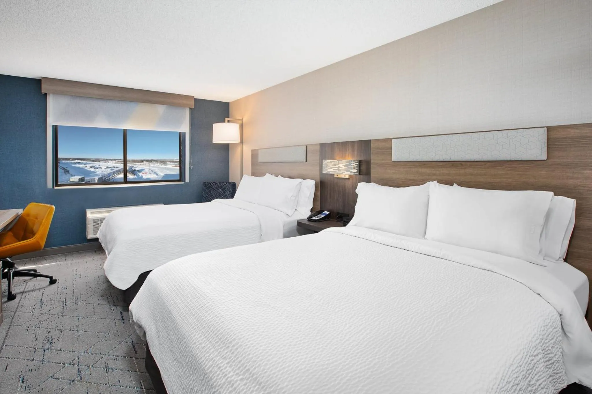 Photo of the whole room, Bed in Holiday Inn Express Sault Ste Marie by IHG