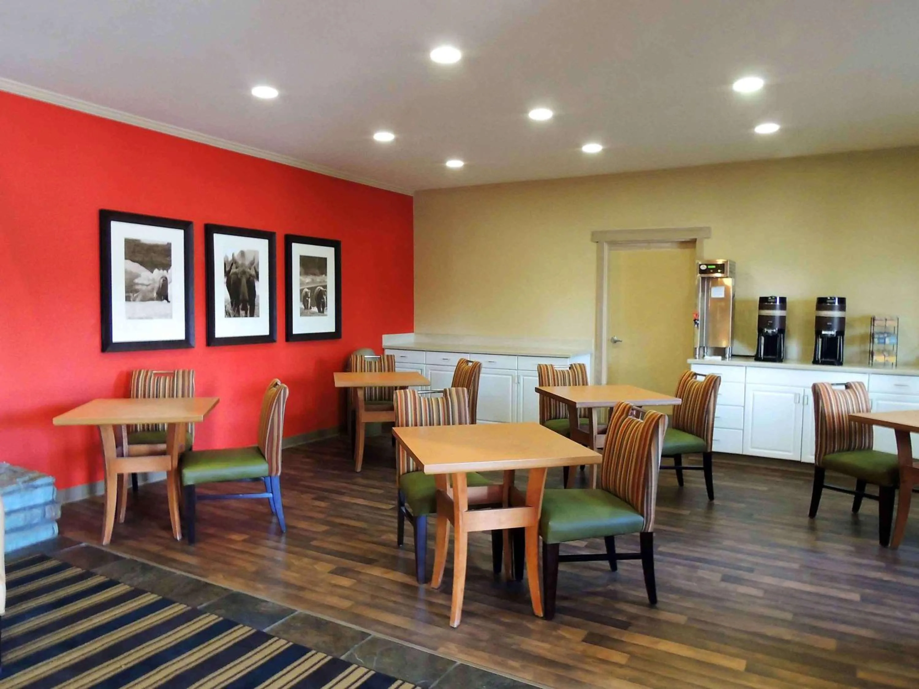Restaurant/places to eat in Extended Stay America Suites - Fairbanks - Old Airport Way