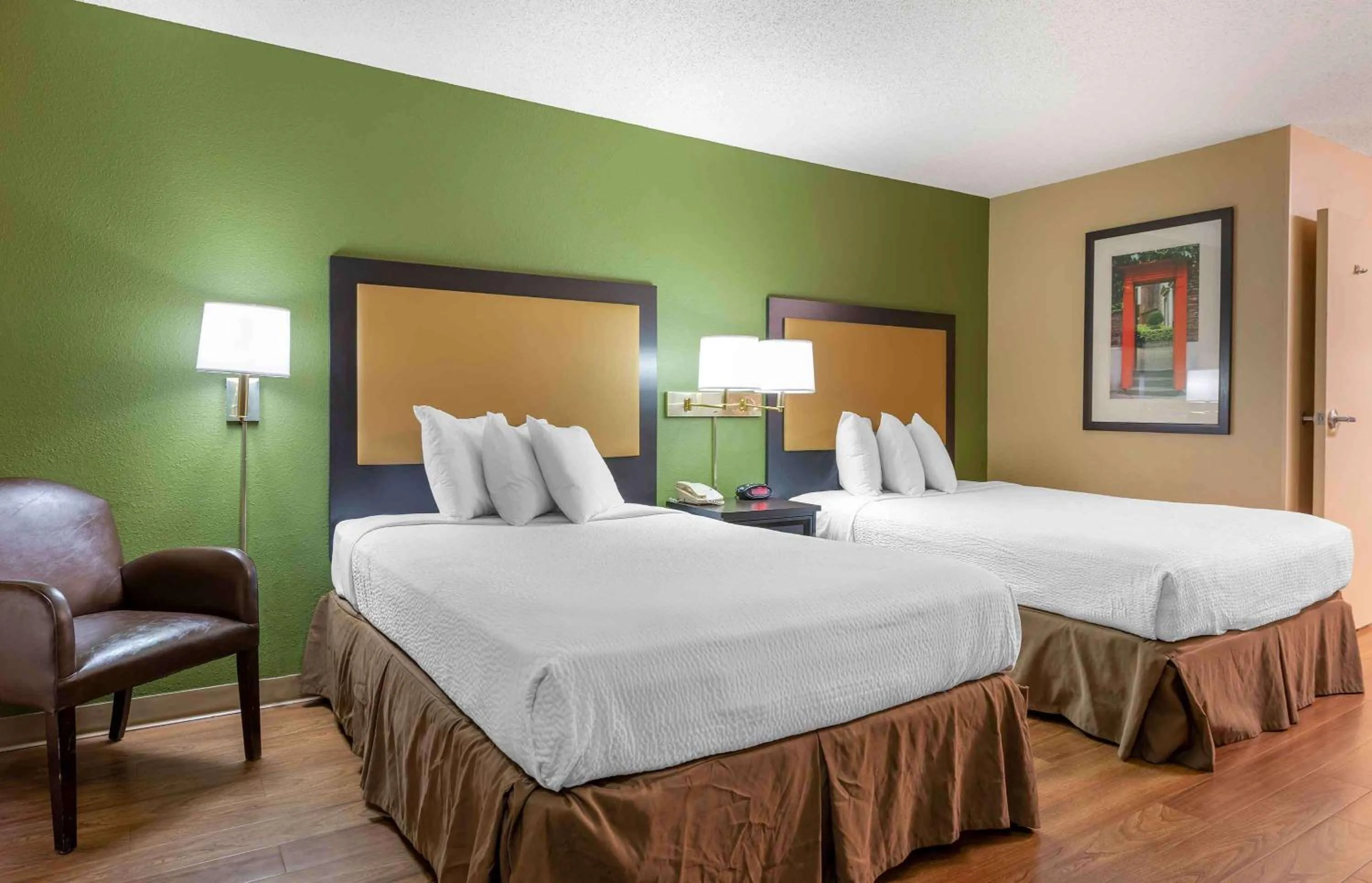 Bedroom, Bed in Extended Stay America Select Suites - Columbus - Worthington