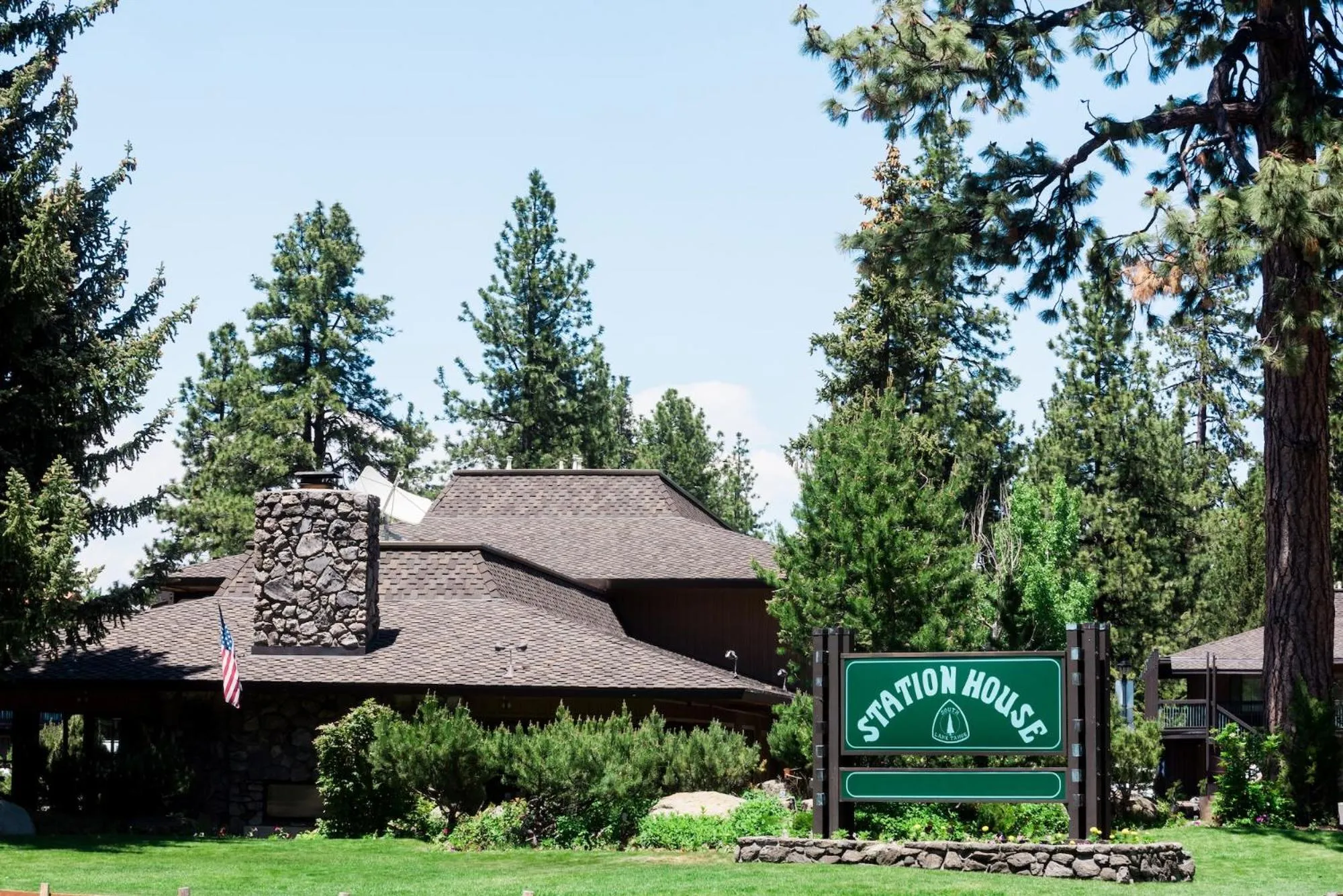 Property building in Station House Inn South Lake Tahoe