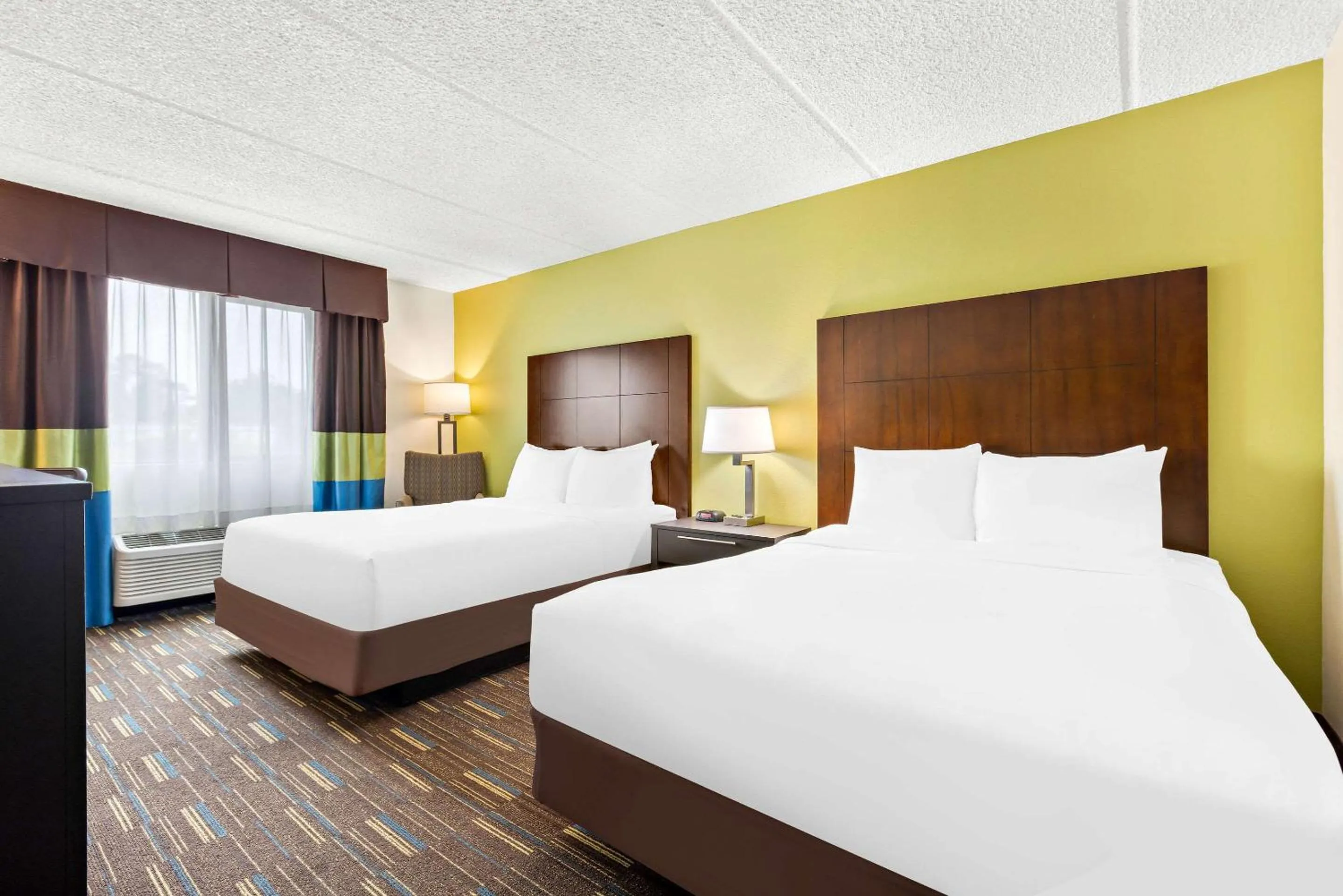 Bed in Comfort Inn Chula Vista San Diego South