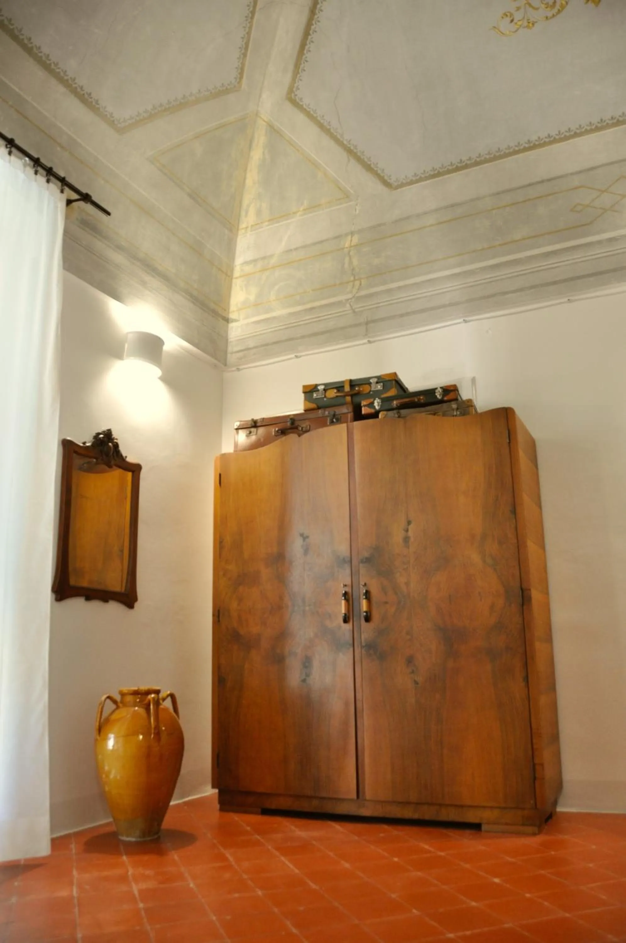 wardrobe in Casa Turi