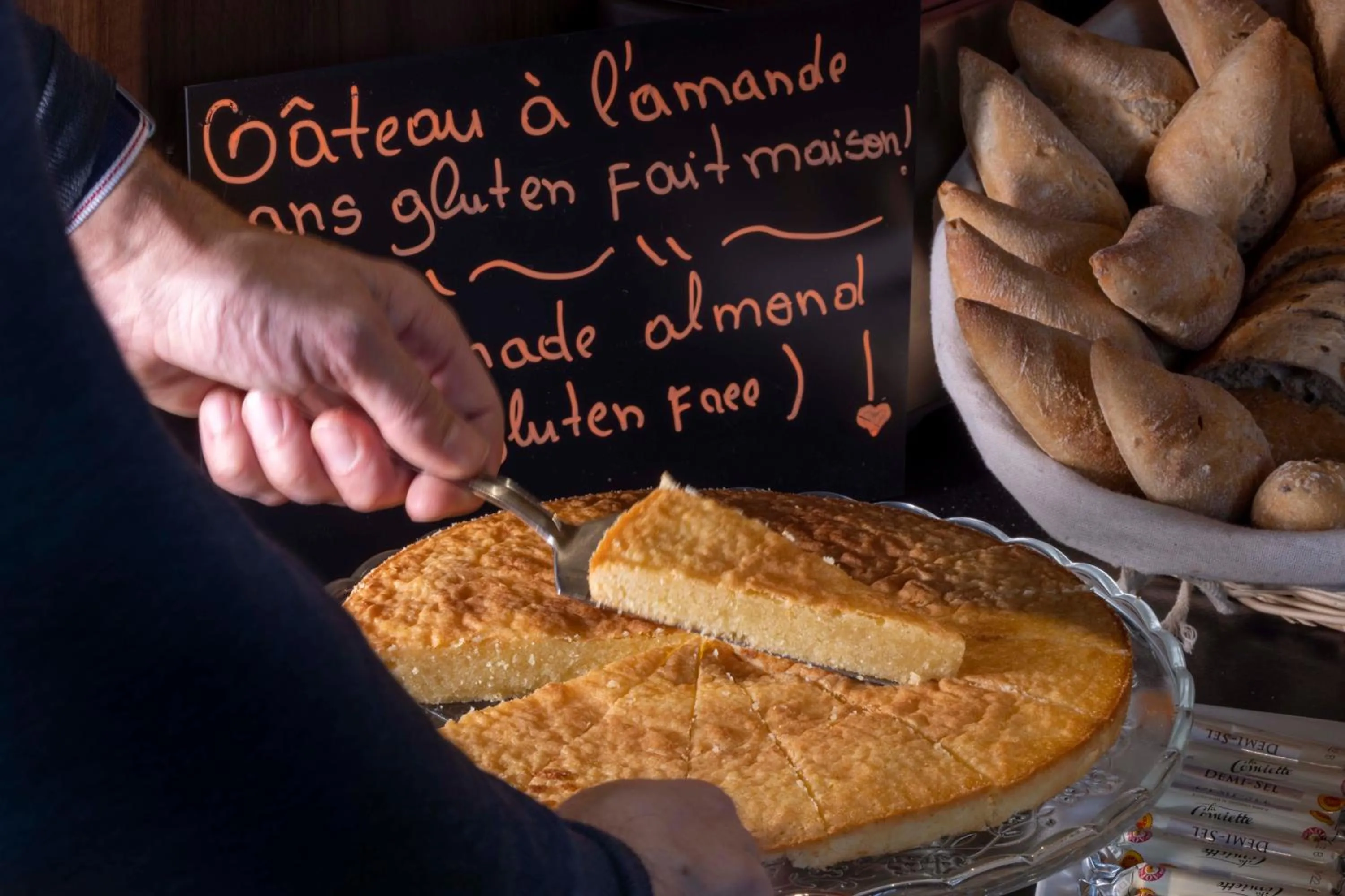 Breakfast in Paris Art Hotel Quartier Latin by Malone