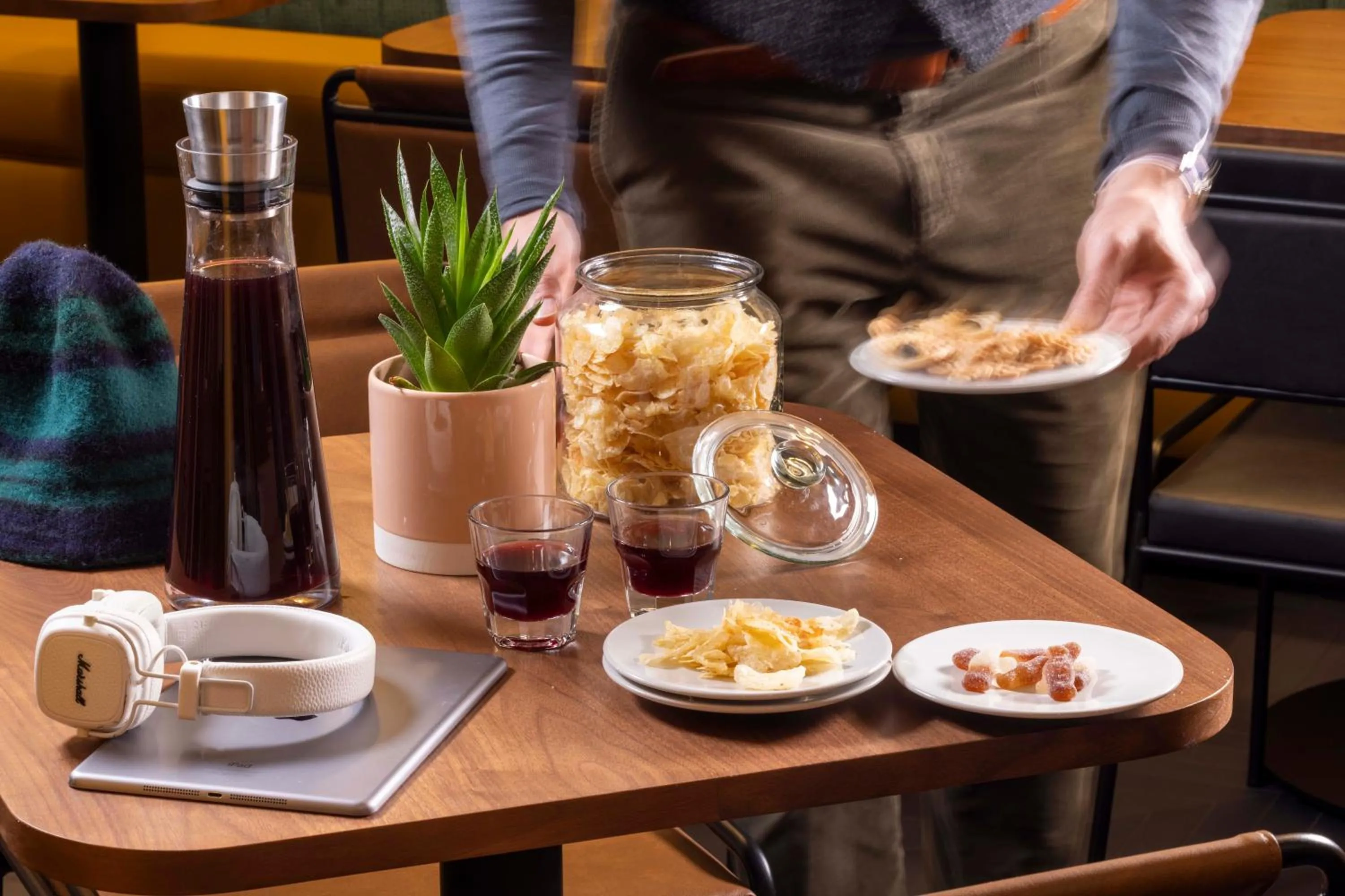 Food and drinks in Paris Art Hotel Quartier Latin by Malone