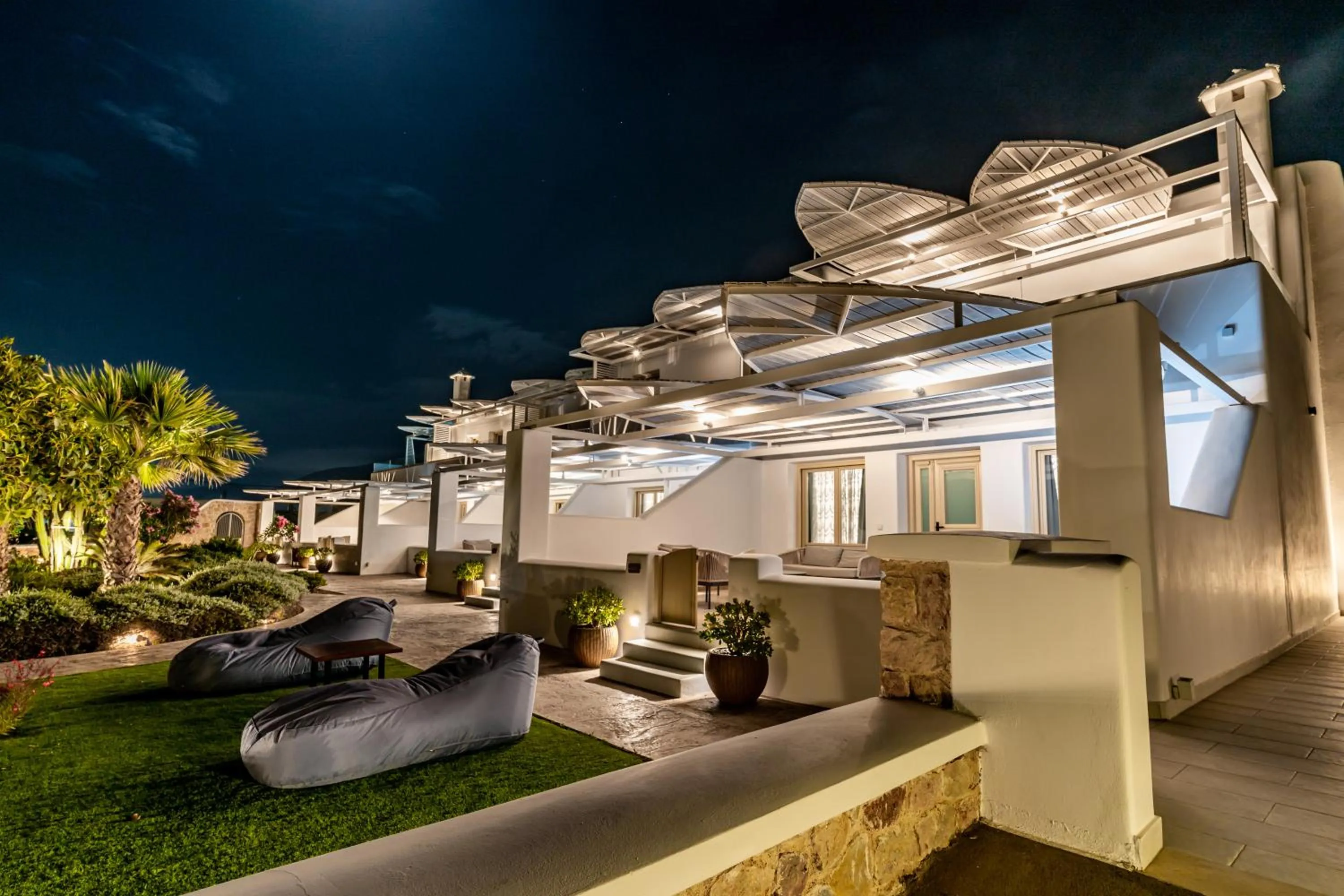 Property building in Marvarit Suites