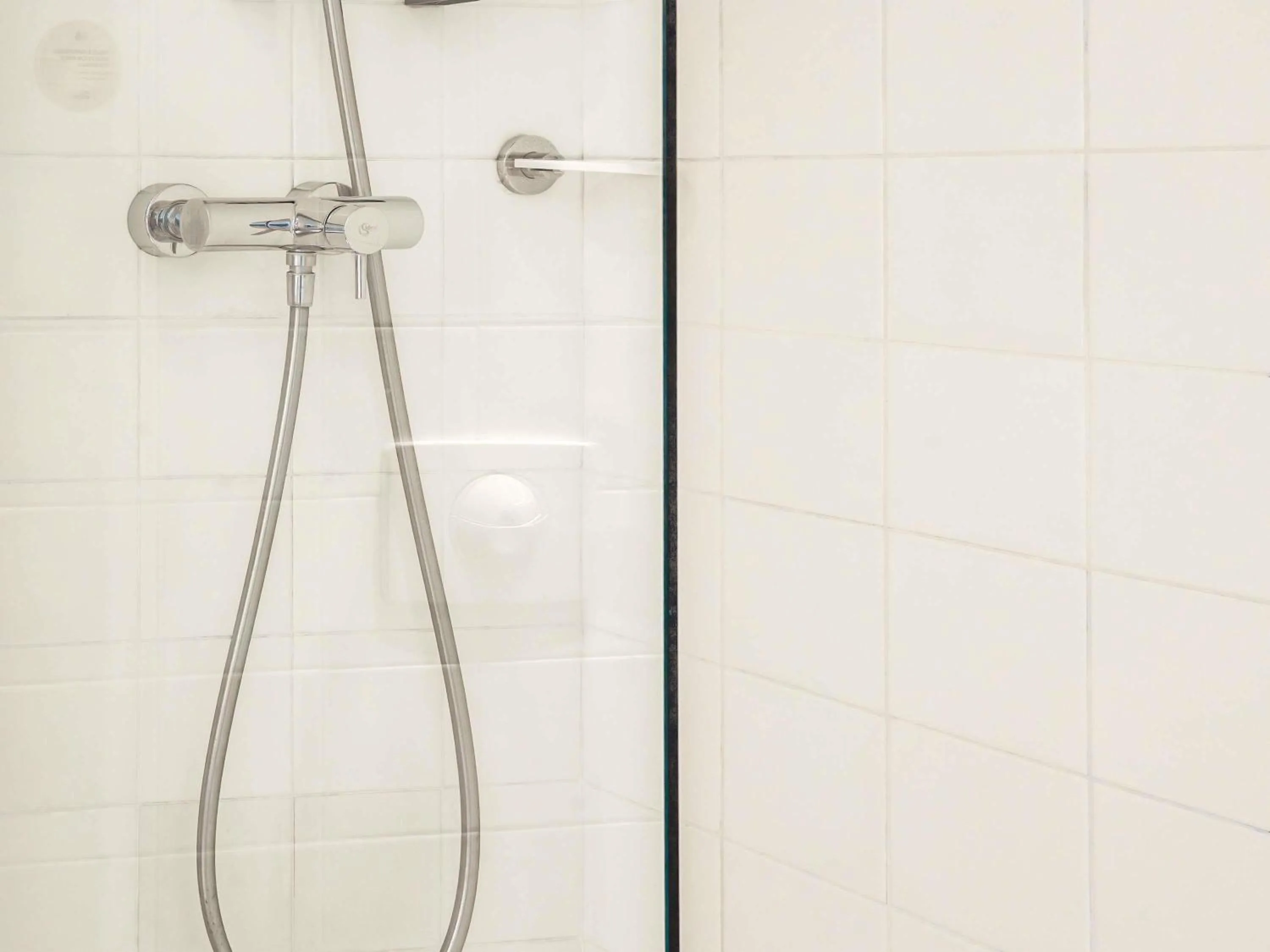 Bedroom in ibis Styles Paris Porte d'Orléans