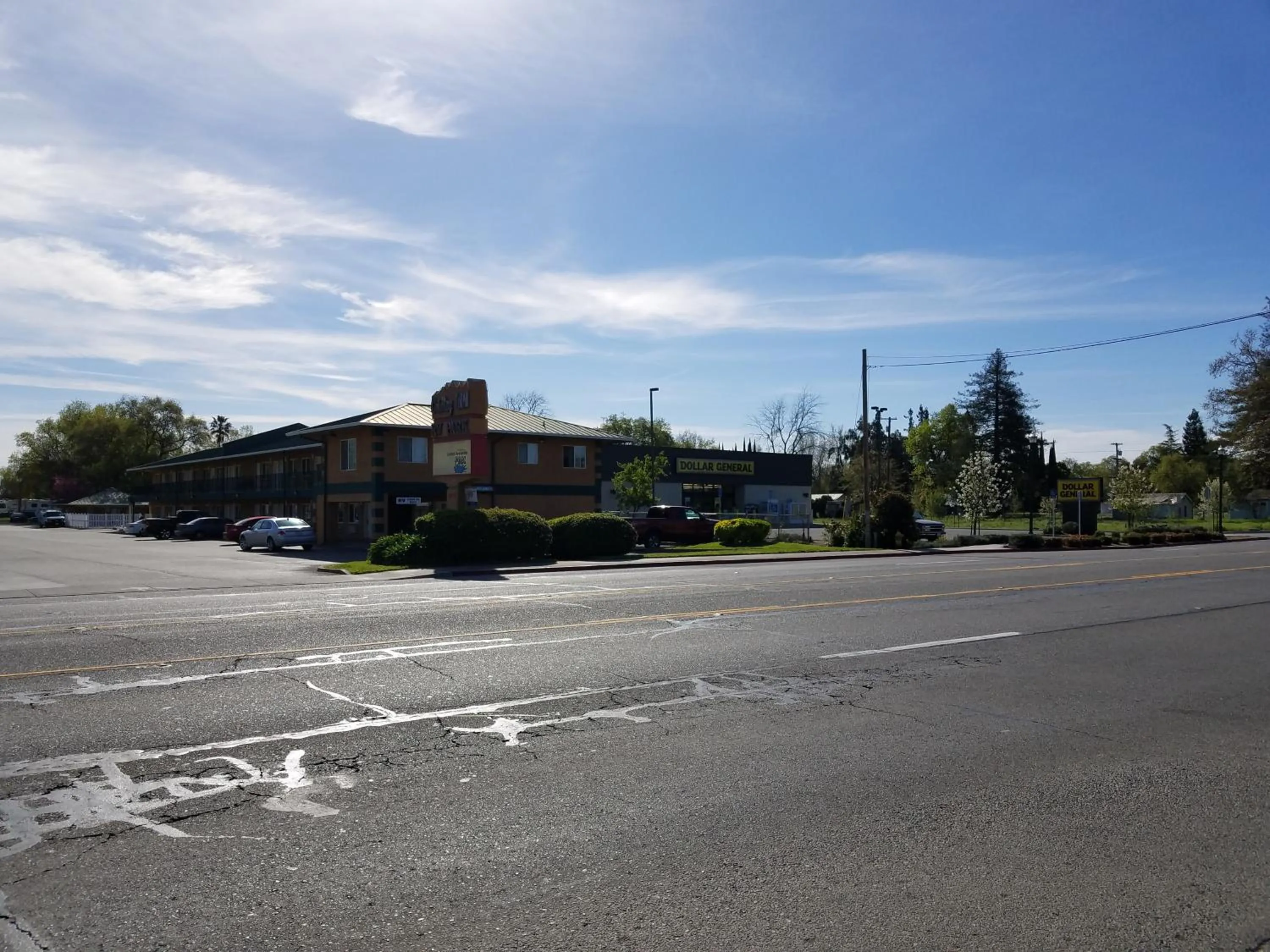 Property building in Gridley Inn & RV Park