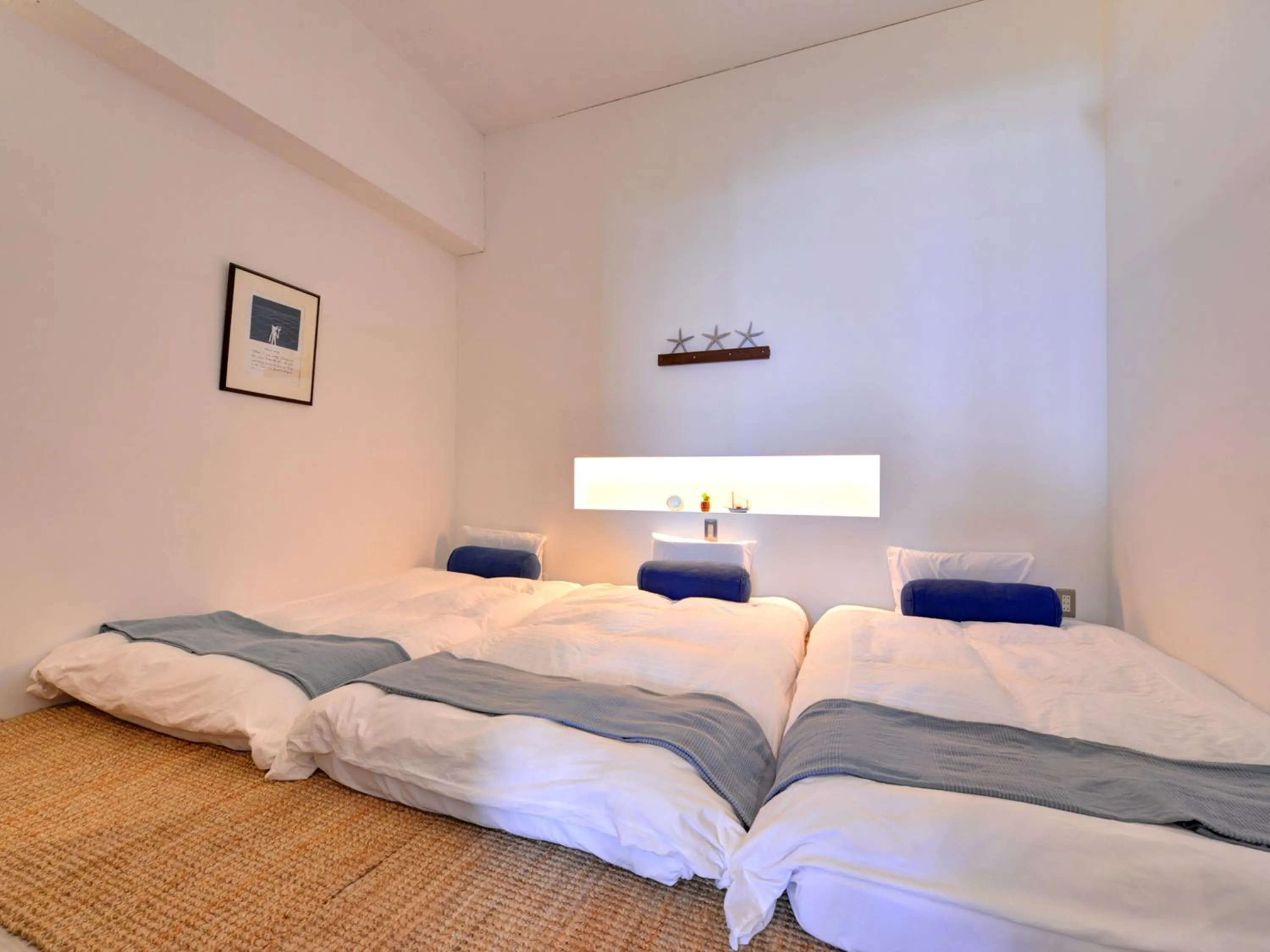 Photo of the whole room, Bed in Sound Swell Resort