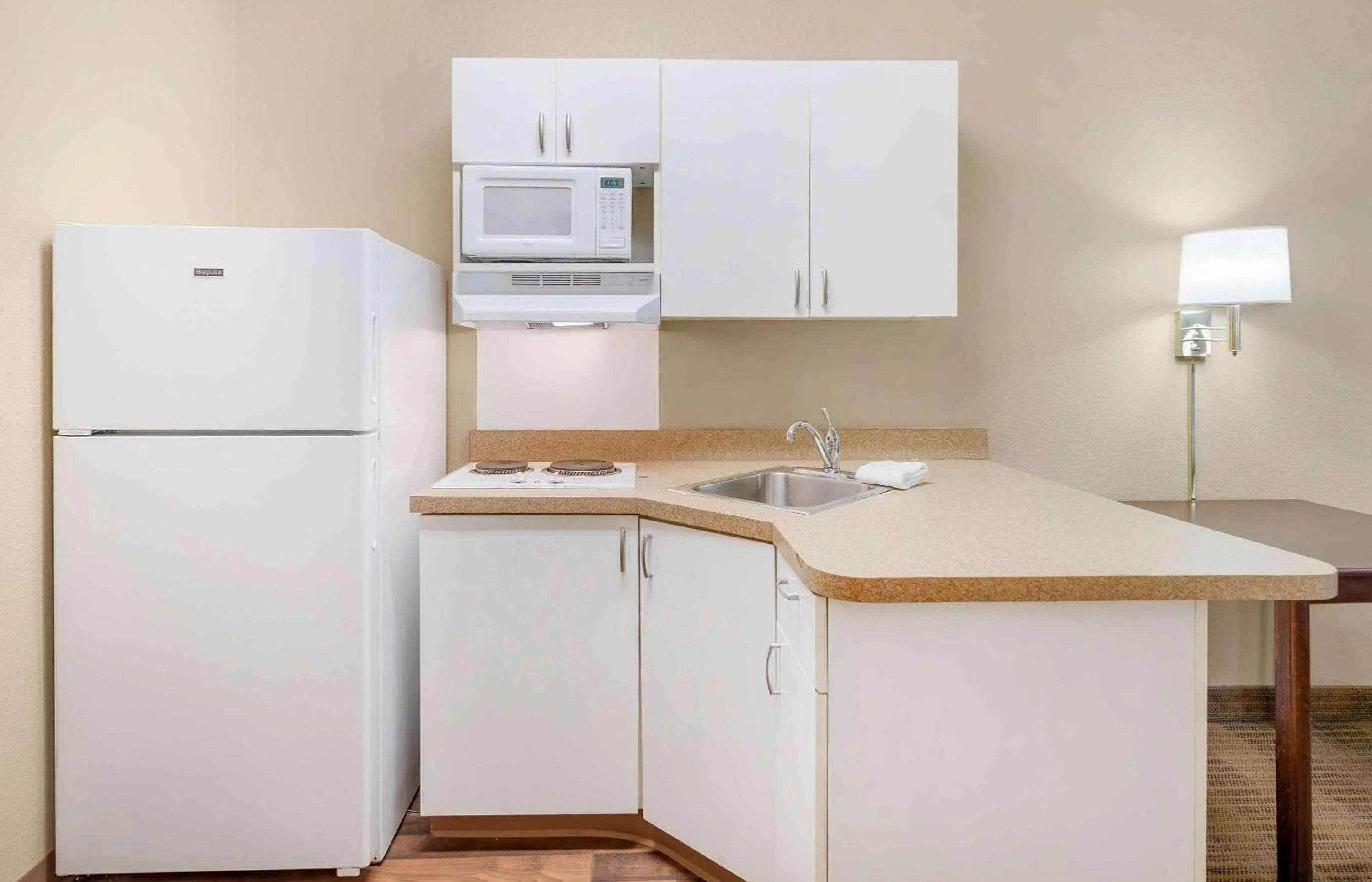 Bedroom in Extended Stay America Select Suites - Chicago - Lisle