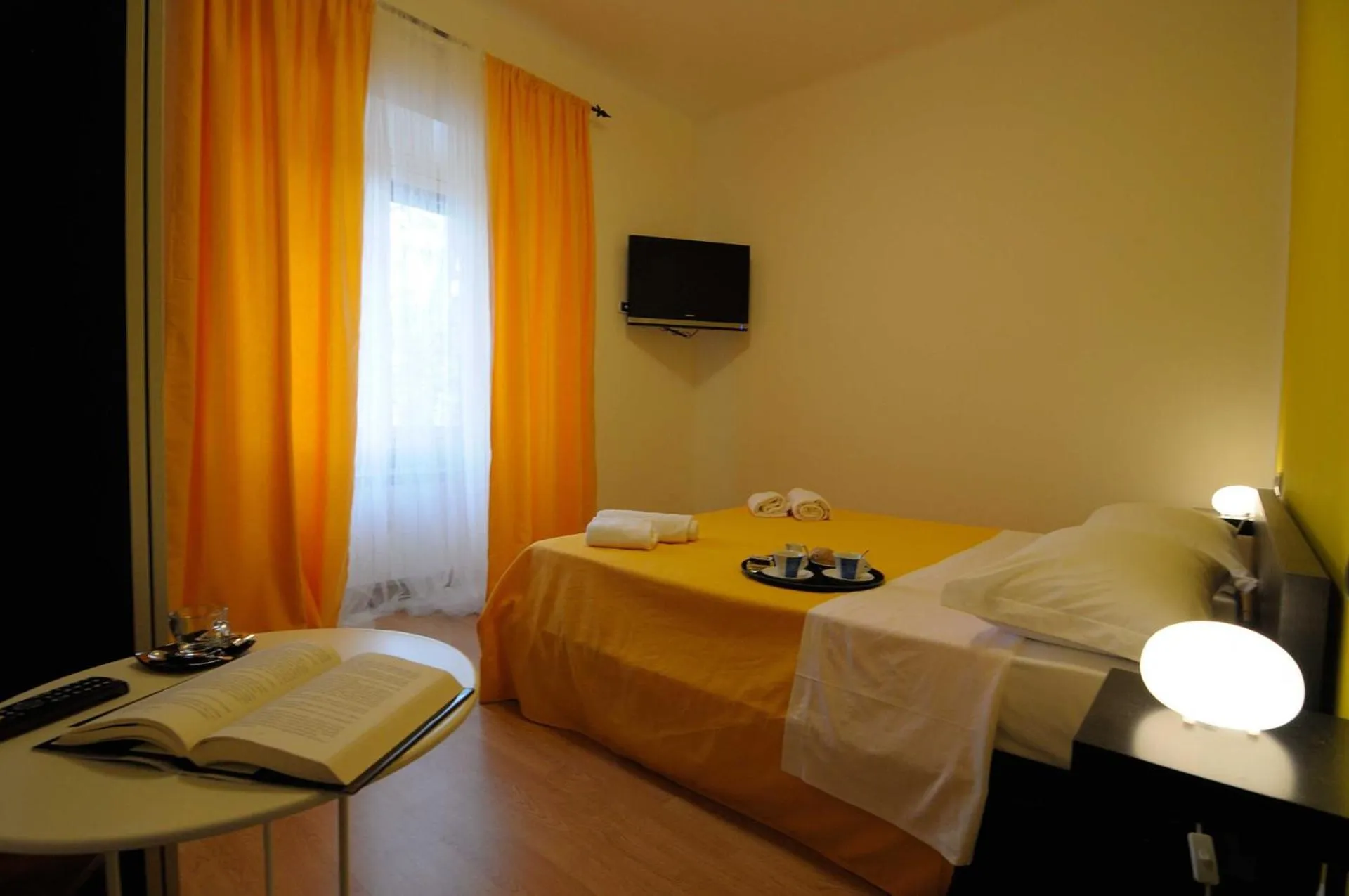 Bed in AD Trastevere Guest House - by AD Roma