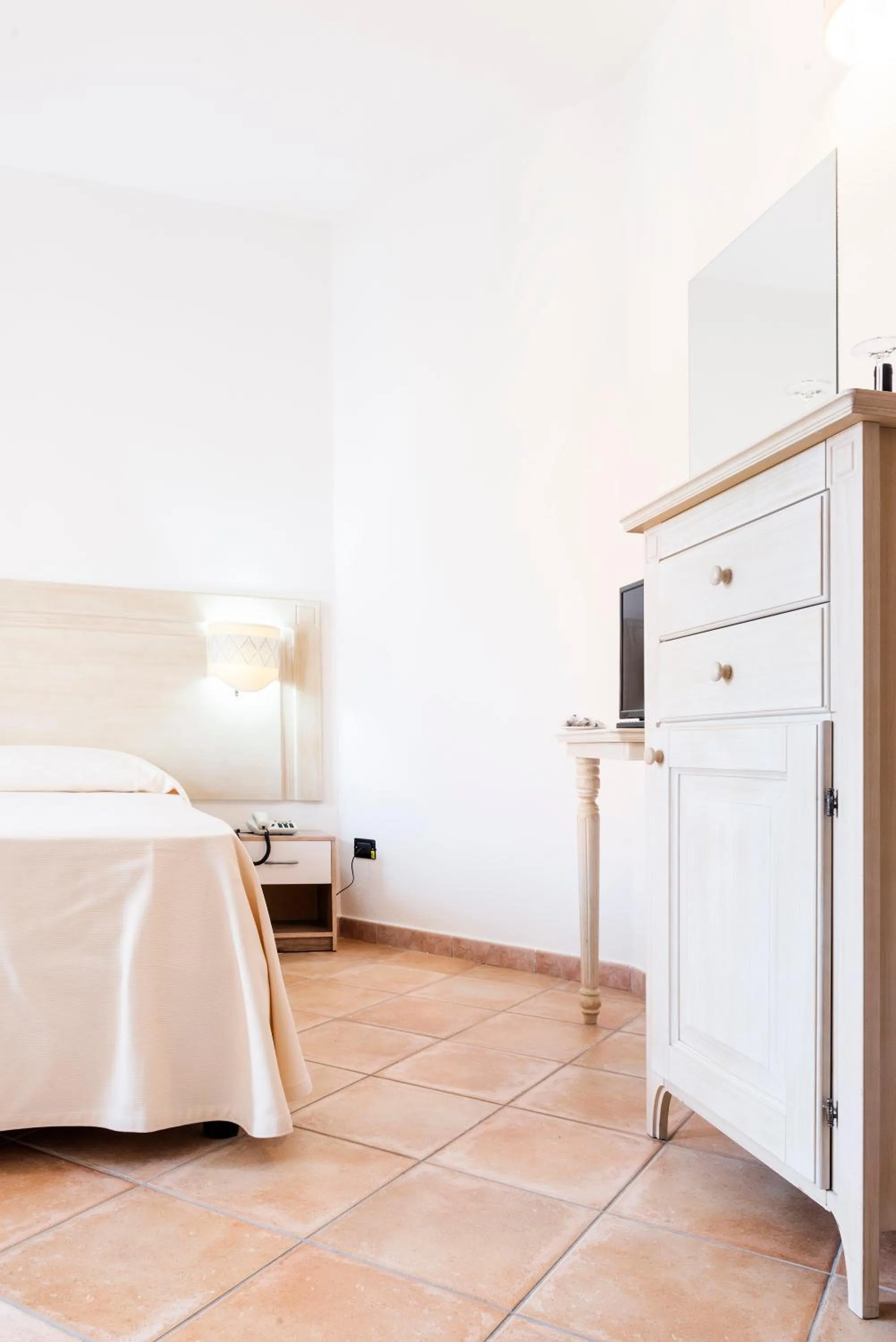 Bedroom, Bed in Hotel il Faro di Molara