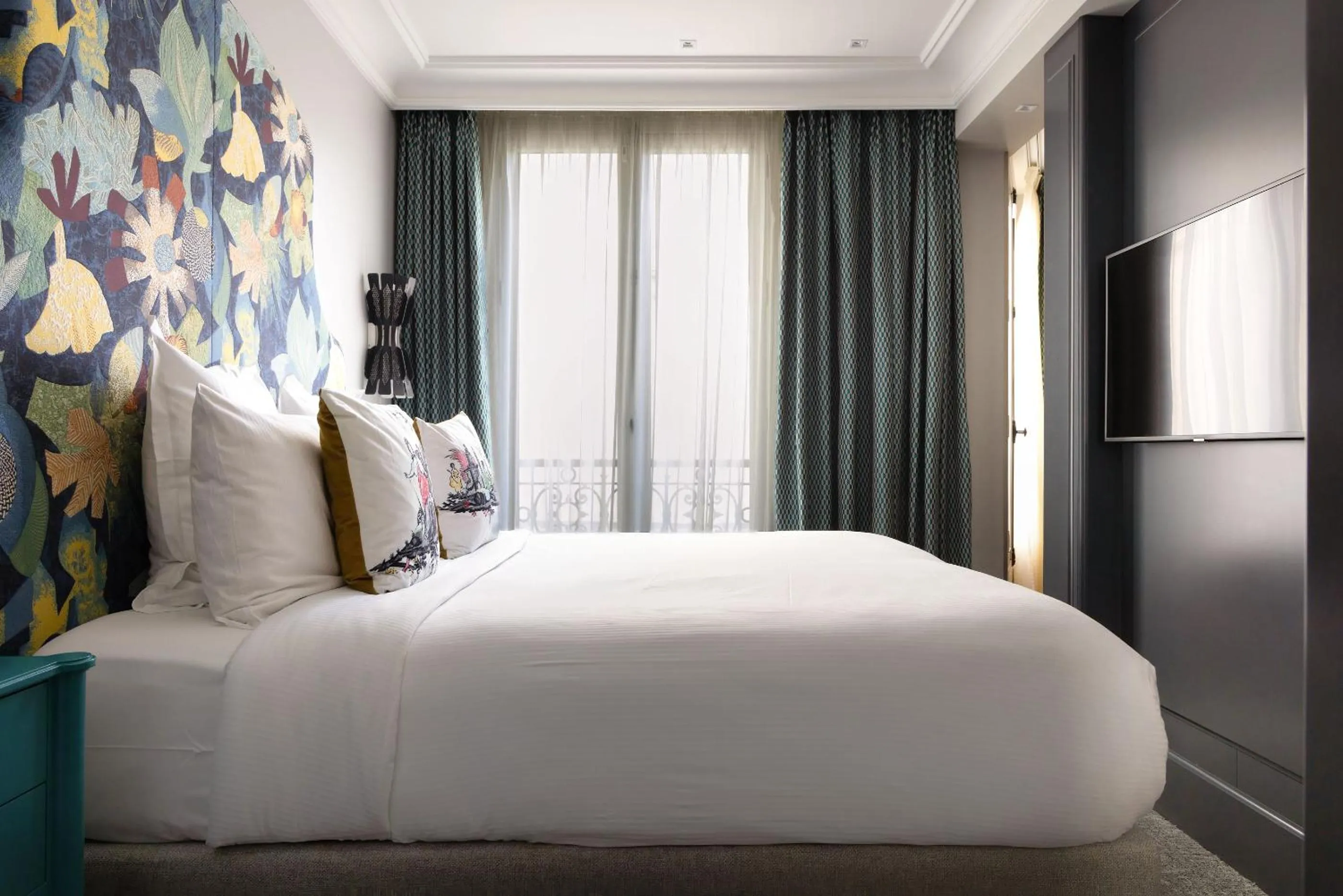 Bedroom, Bed in Normandy Le Chantier