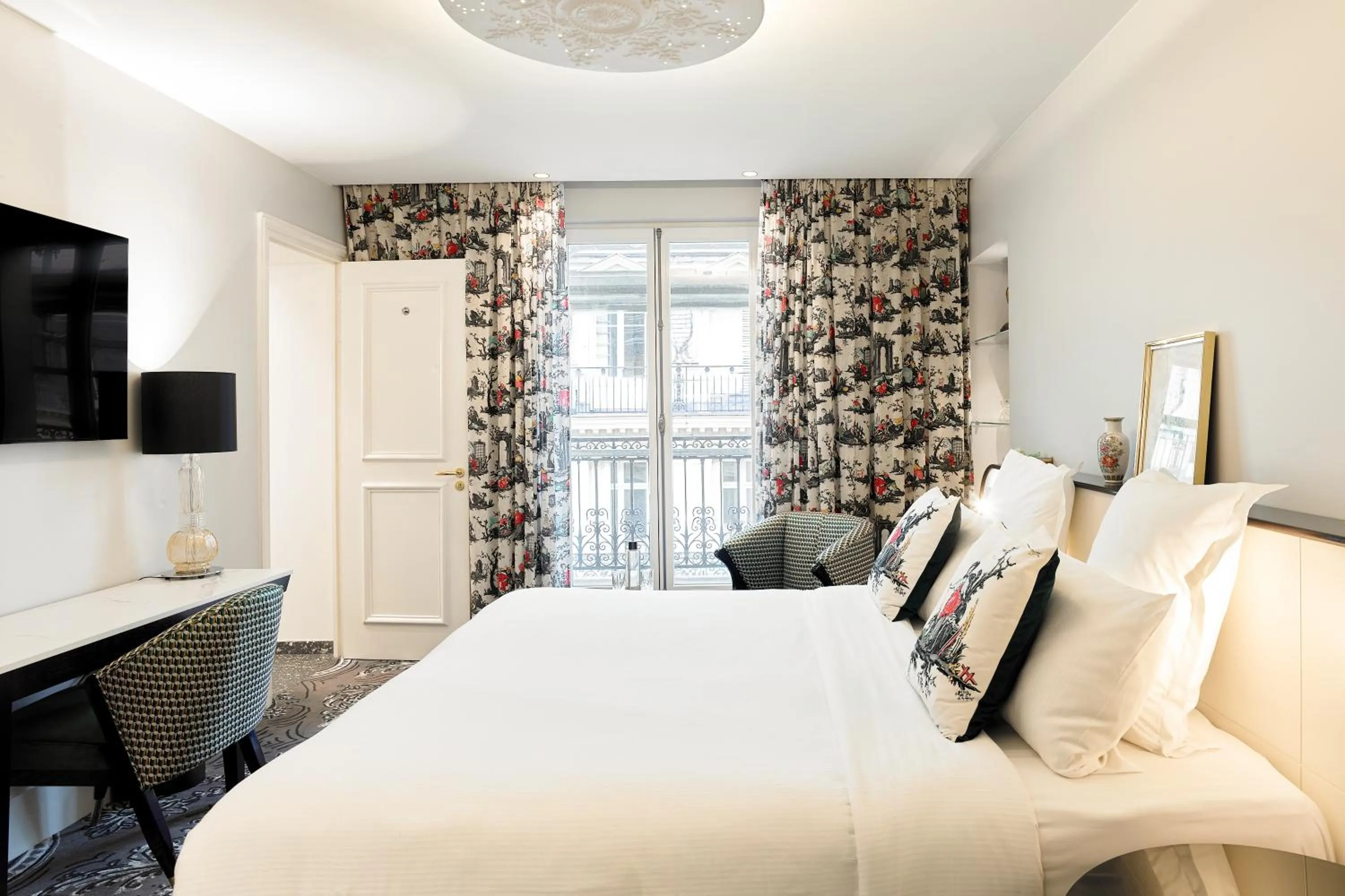 Bed in Normandy Le Chantier