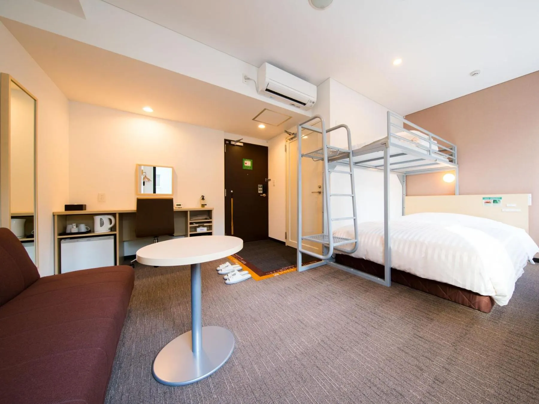 Photo of the whole room, Bed in Super Hotel Tokyo Kinshicho Ekimae