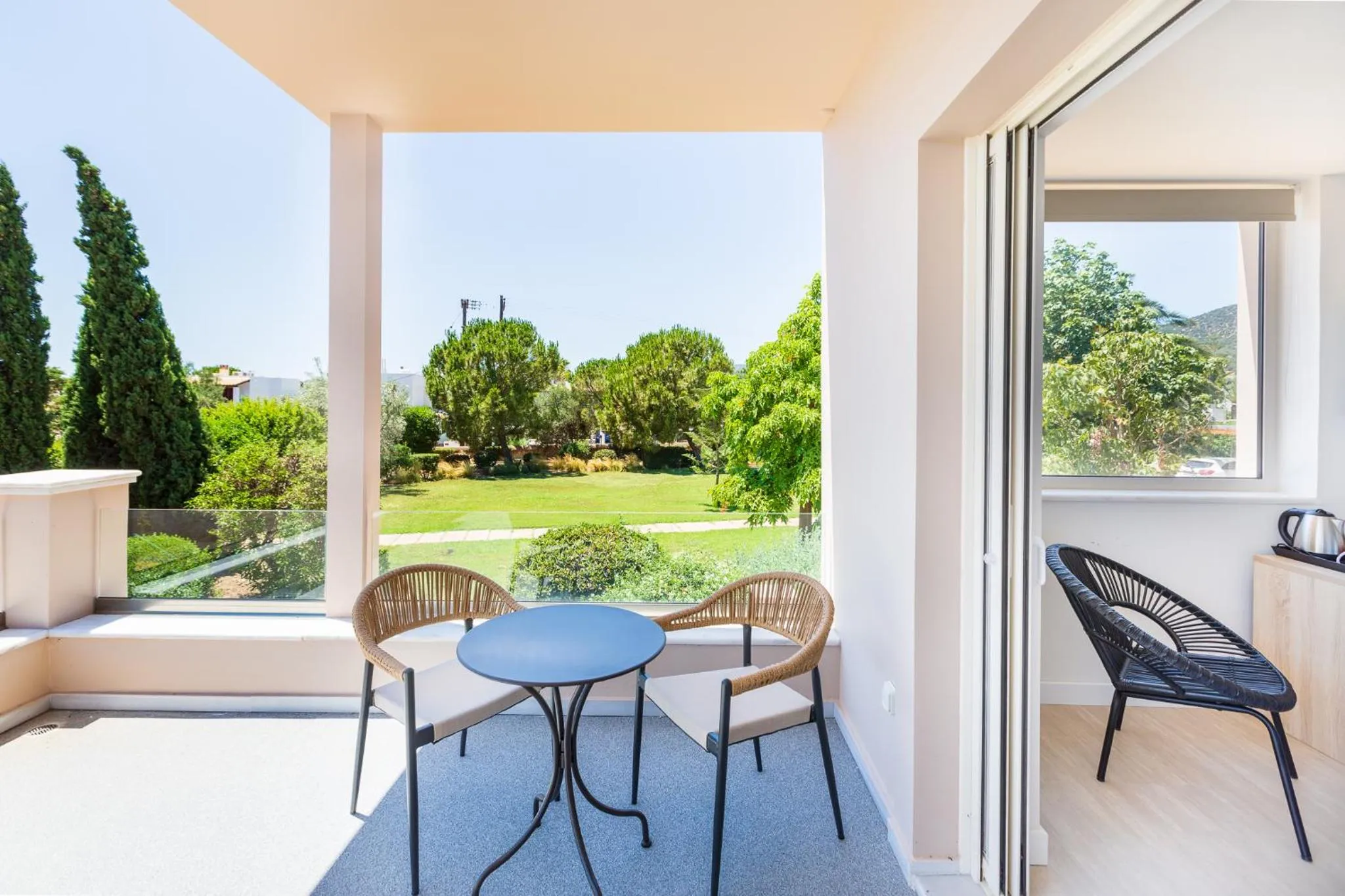 Balcony/Terrace in 180 South Seaside Hotel